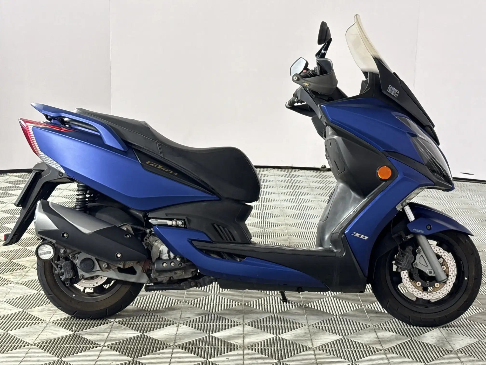 Kymco People
