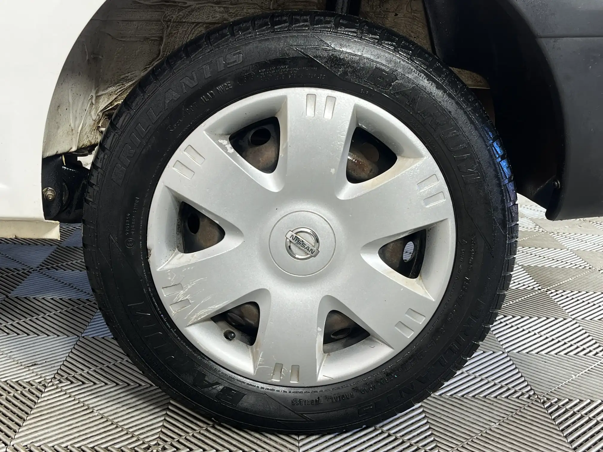 Nissan NP200
