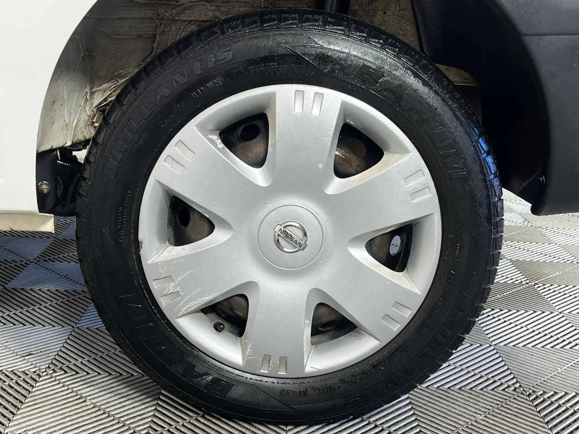 Nissan NP200