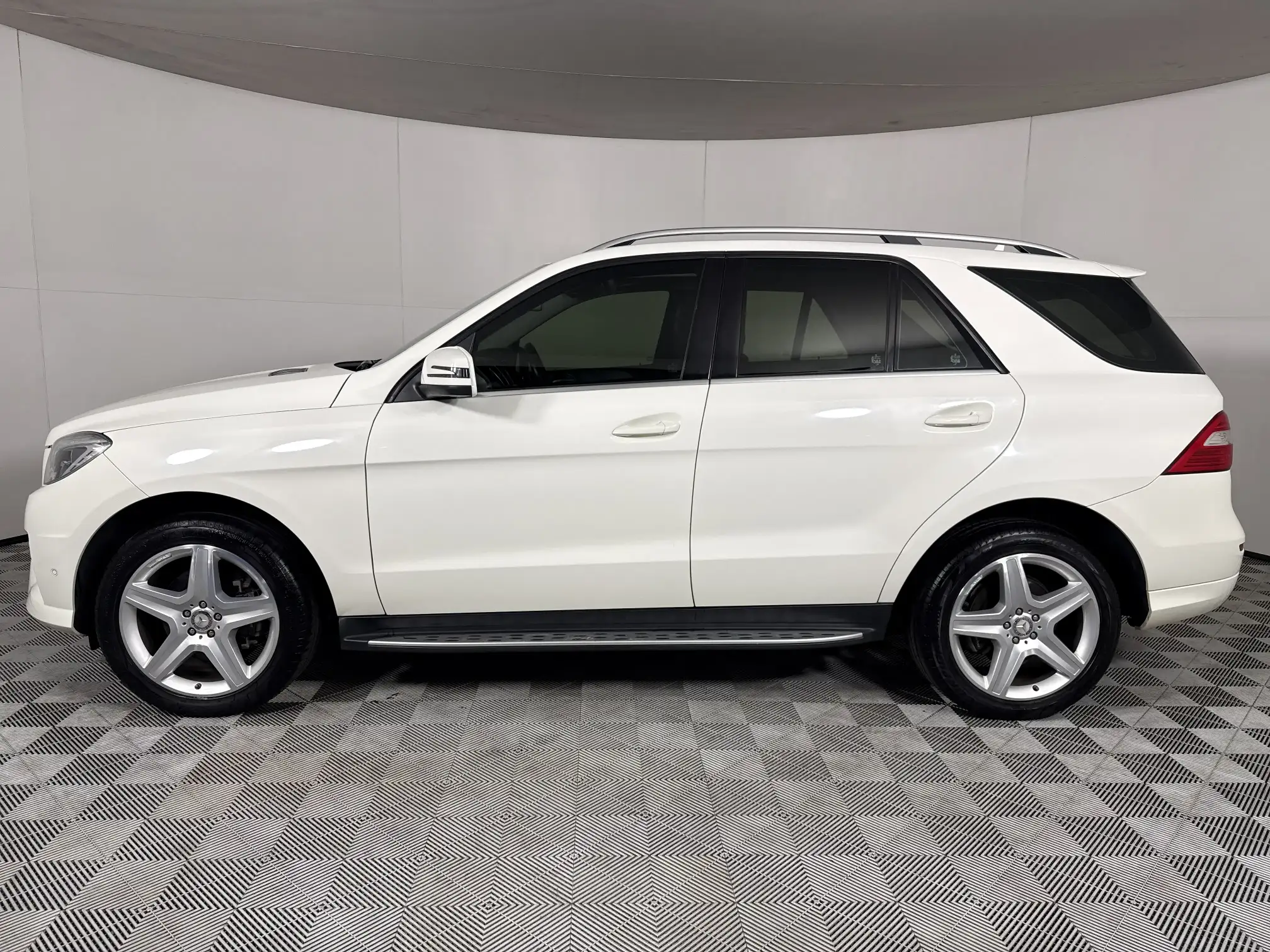 Mercedes-Benz M Class