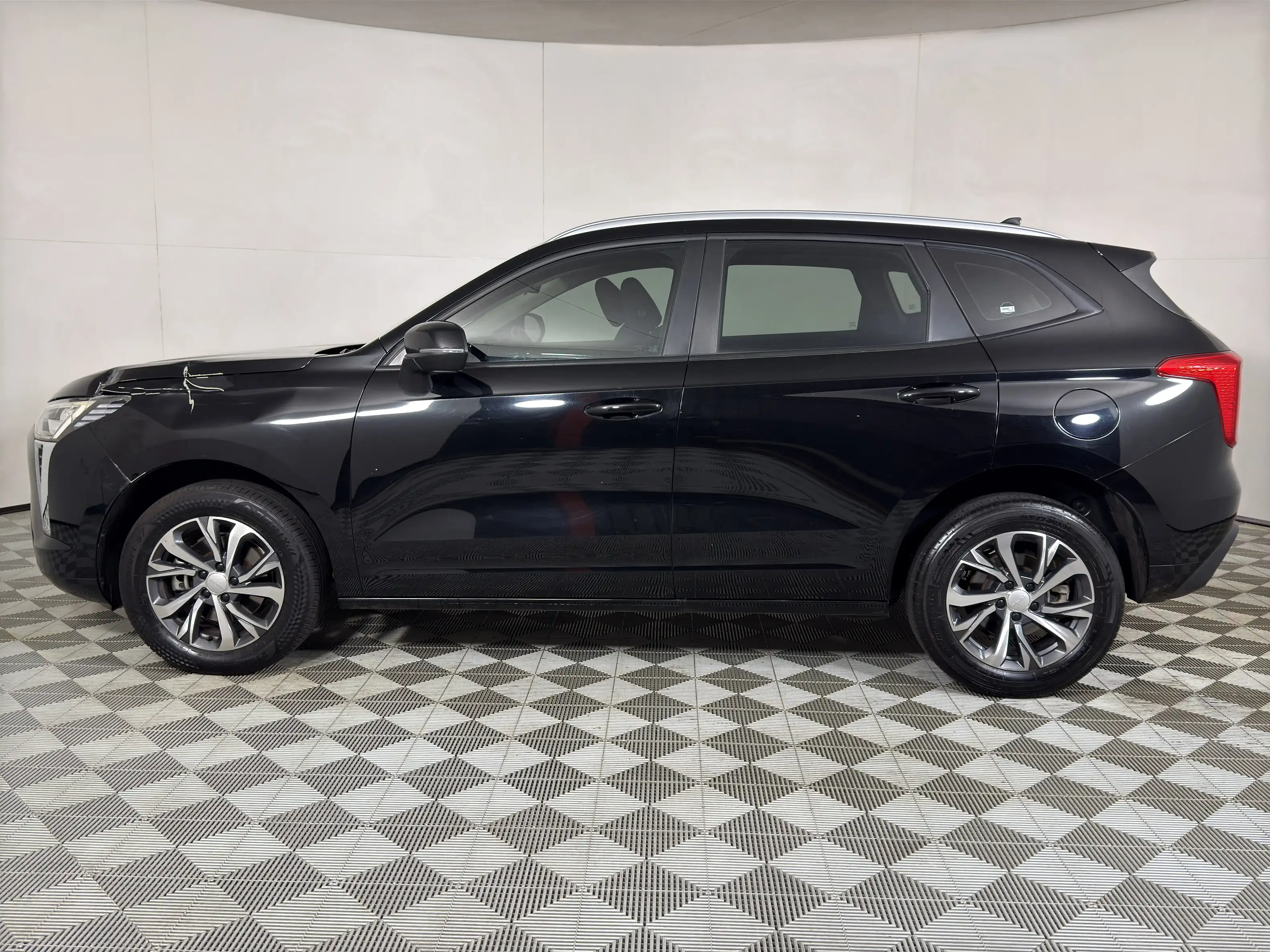 Haval Jolion