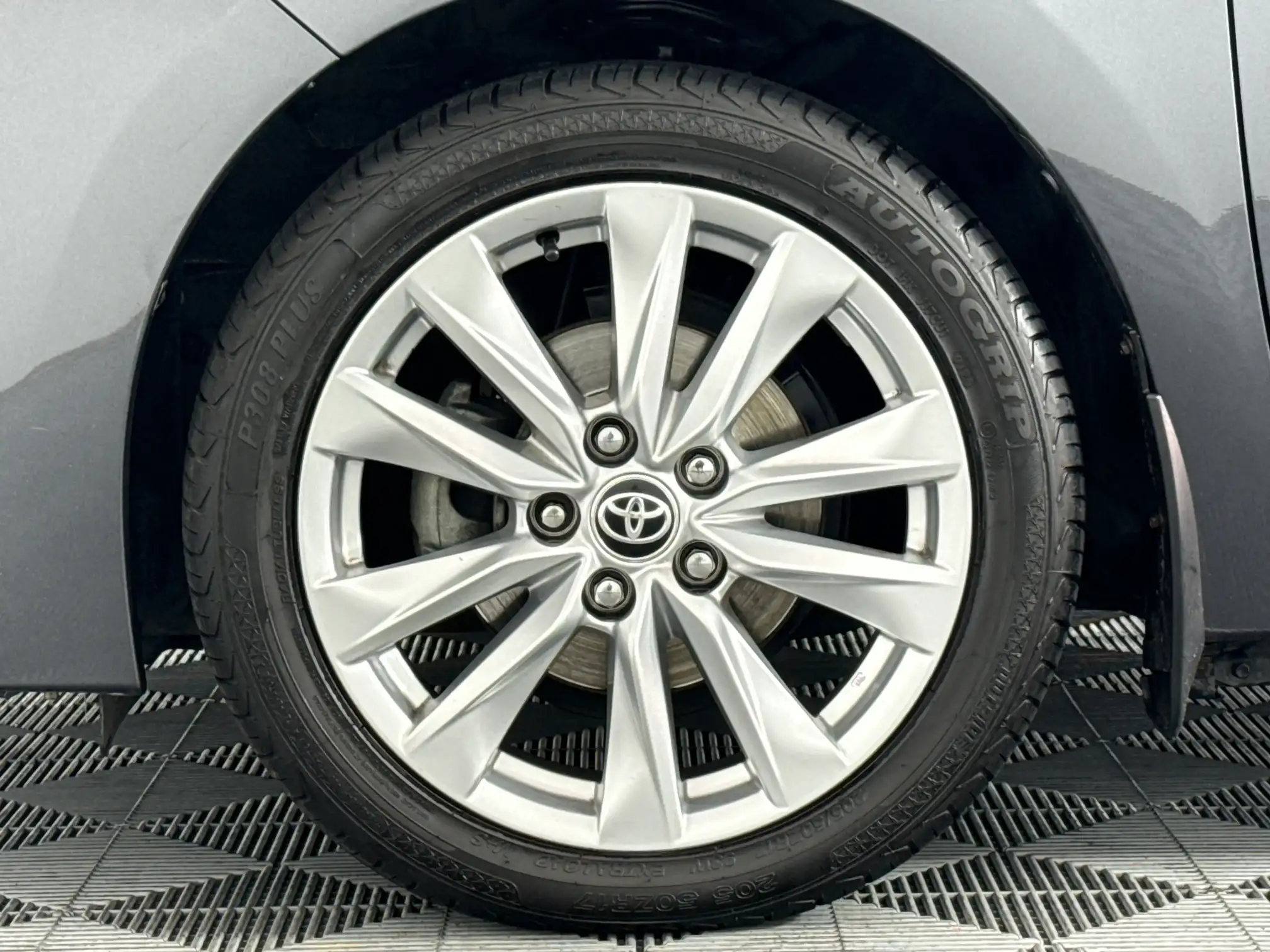Toyota Corolla Quest