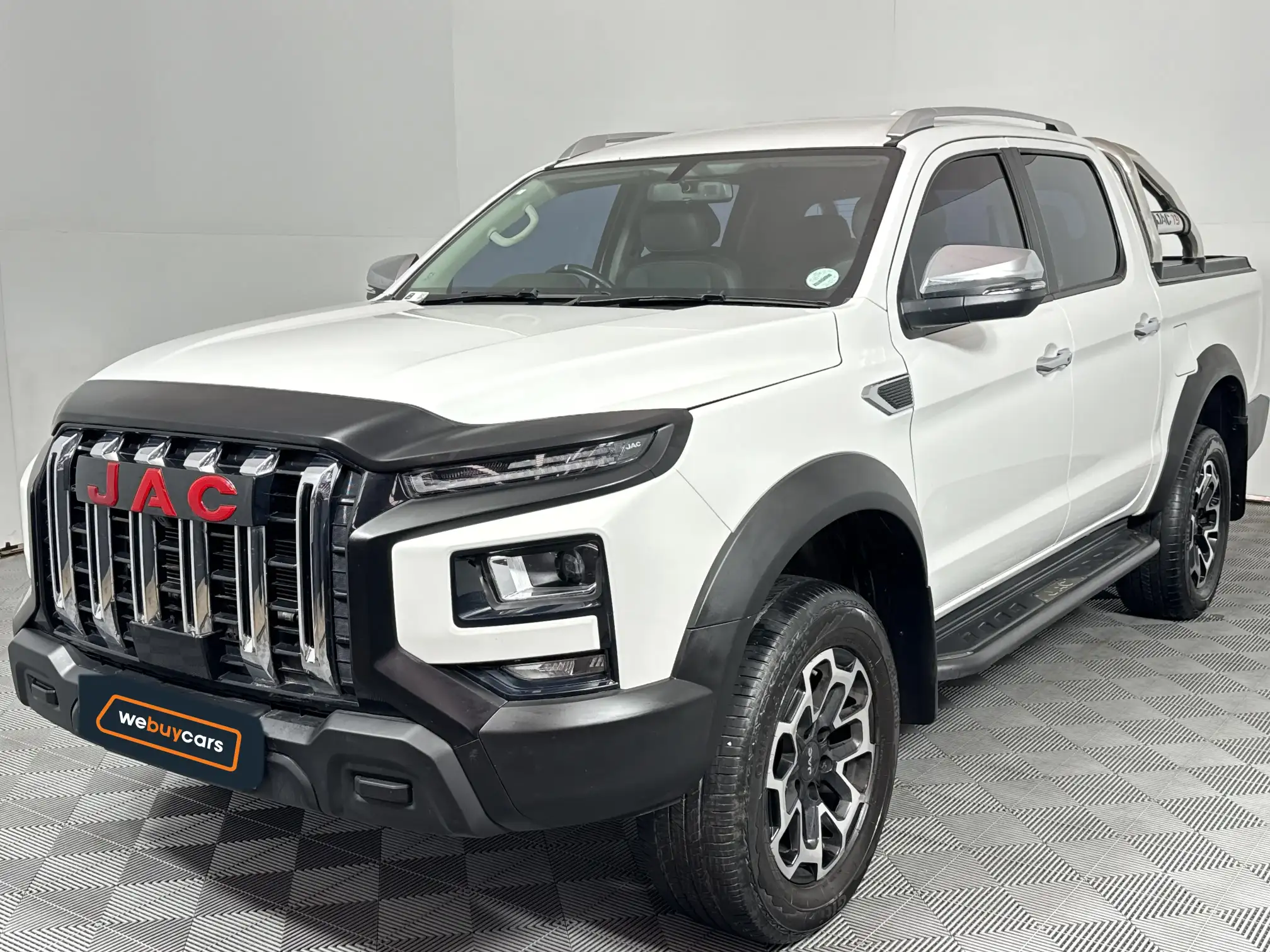 2024 JAC T9