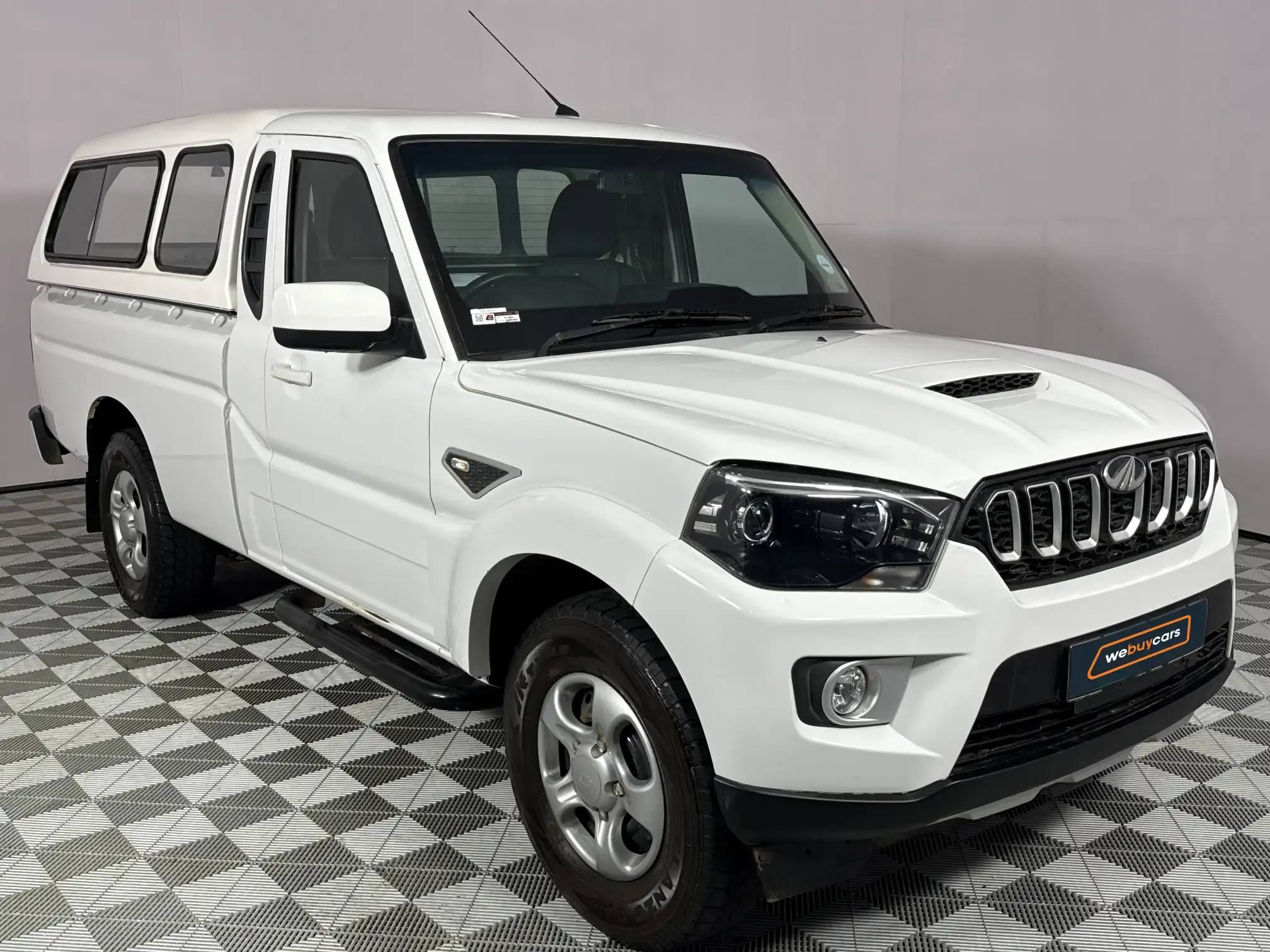 Mahindra PIK UP