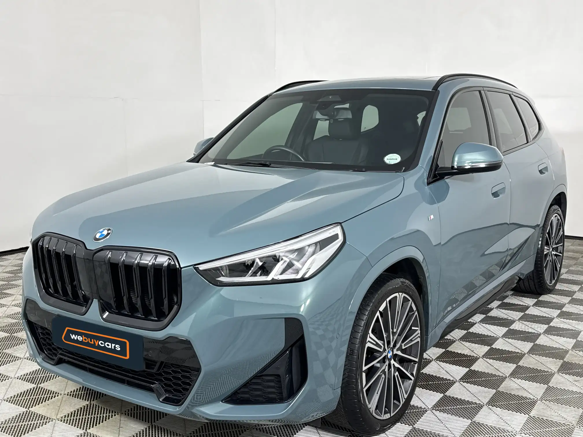 2023 BMW X1