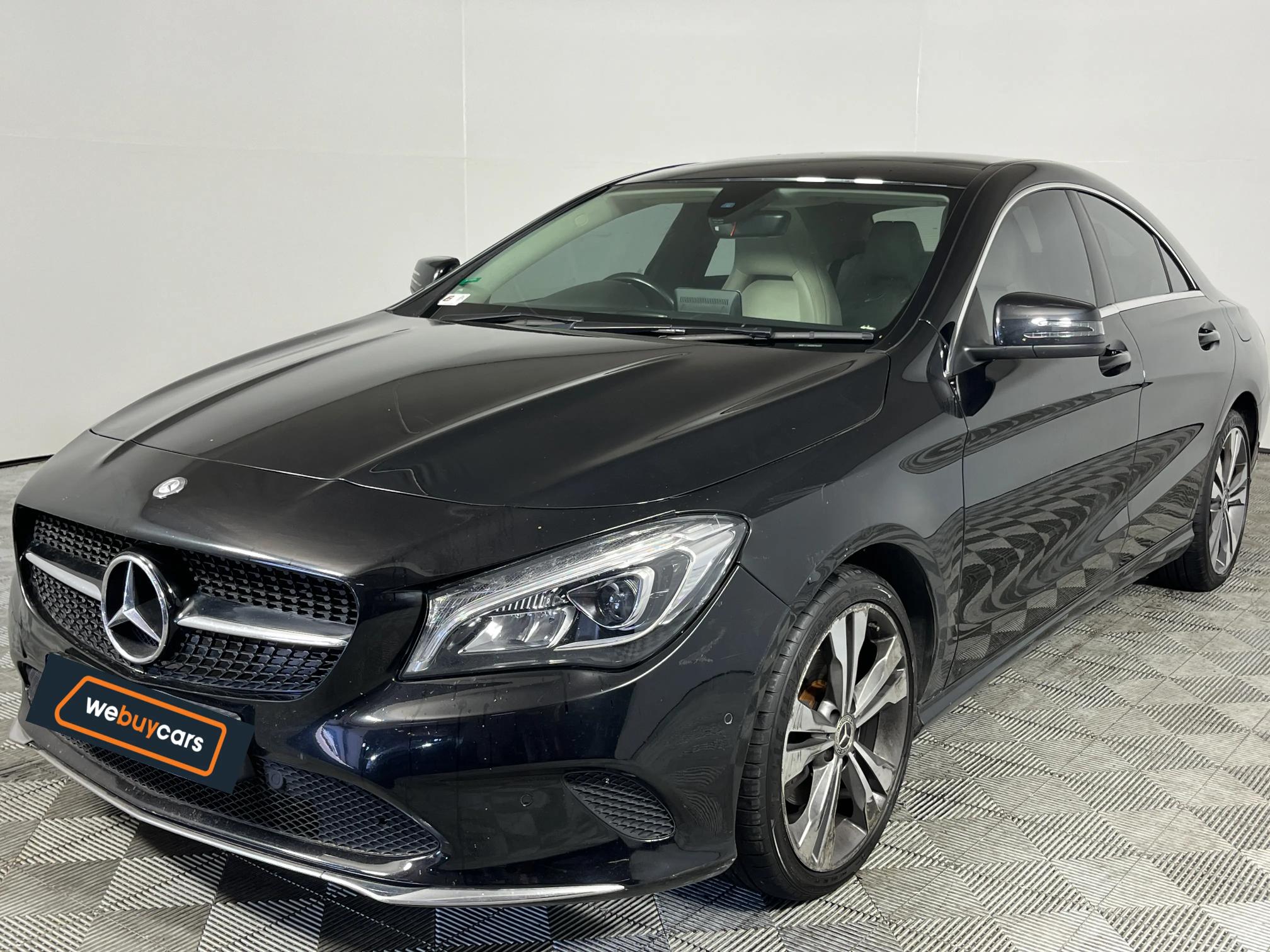 Mercedes Benz CLA 200 Auto II
