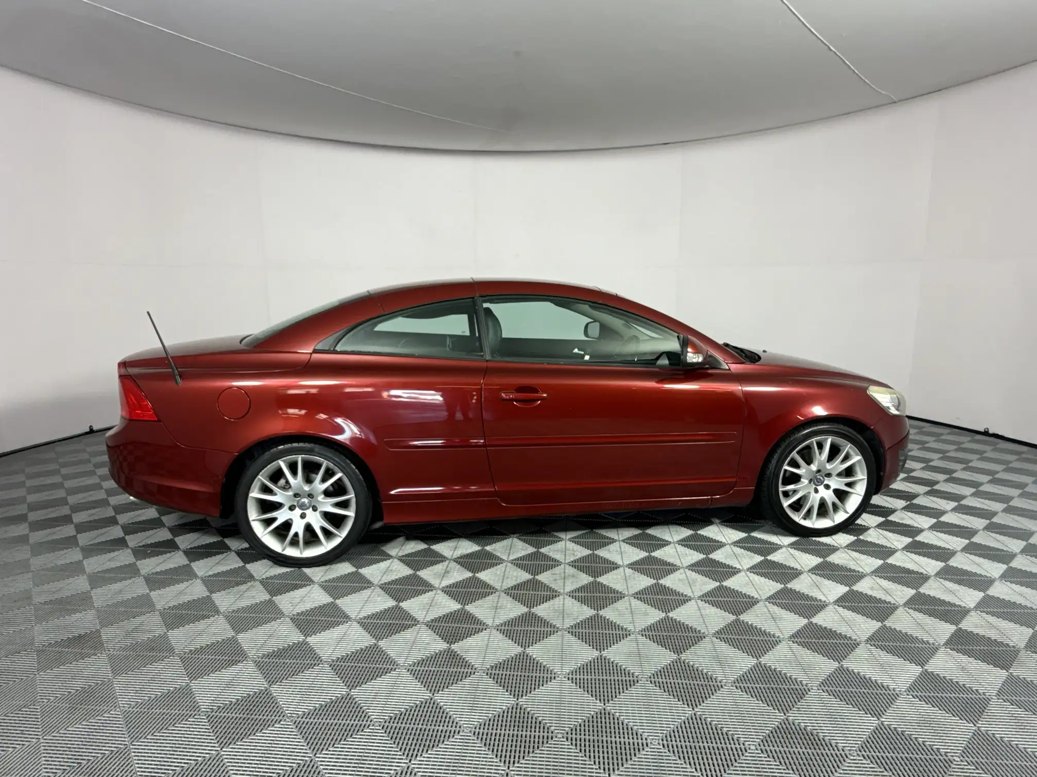 Volvo C70