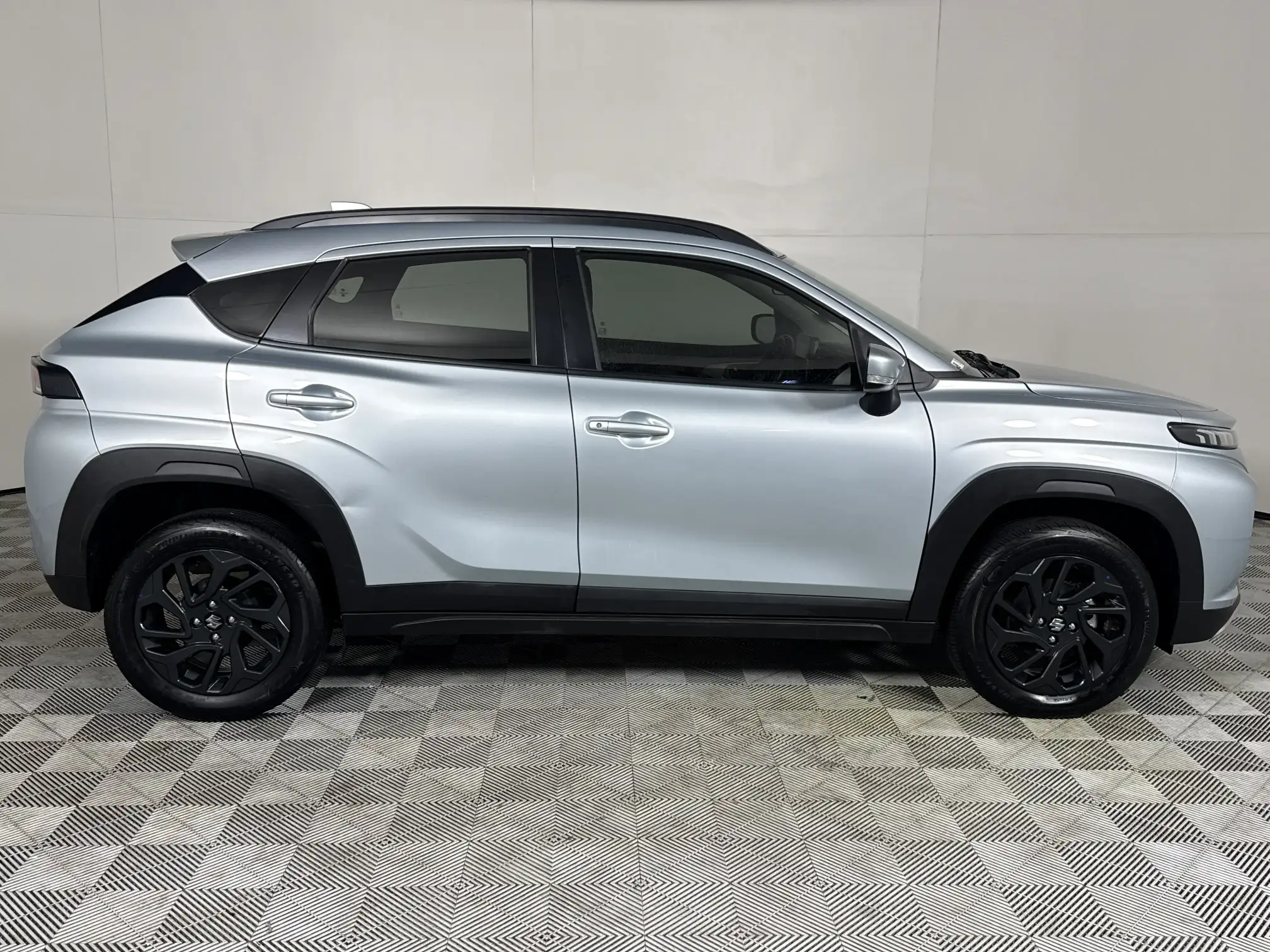 Suzuki Fronx