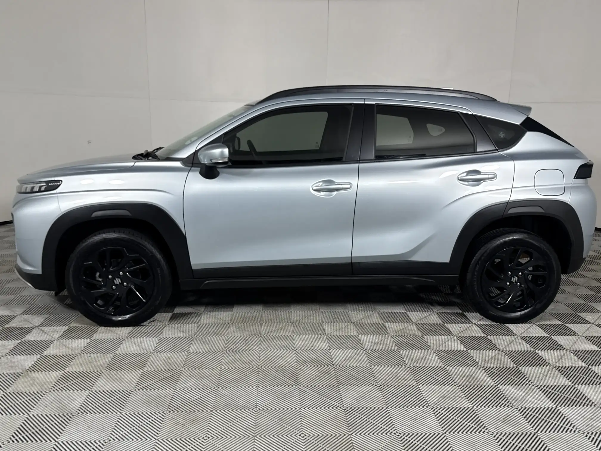 Suzuki Fronx