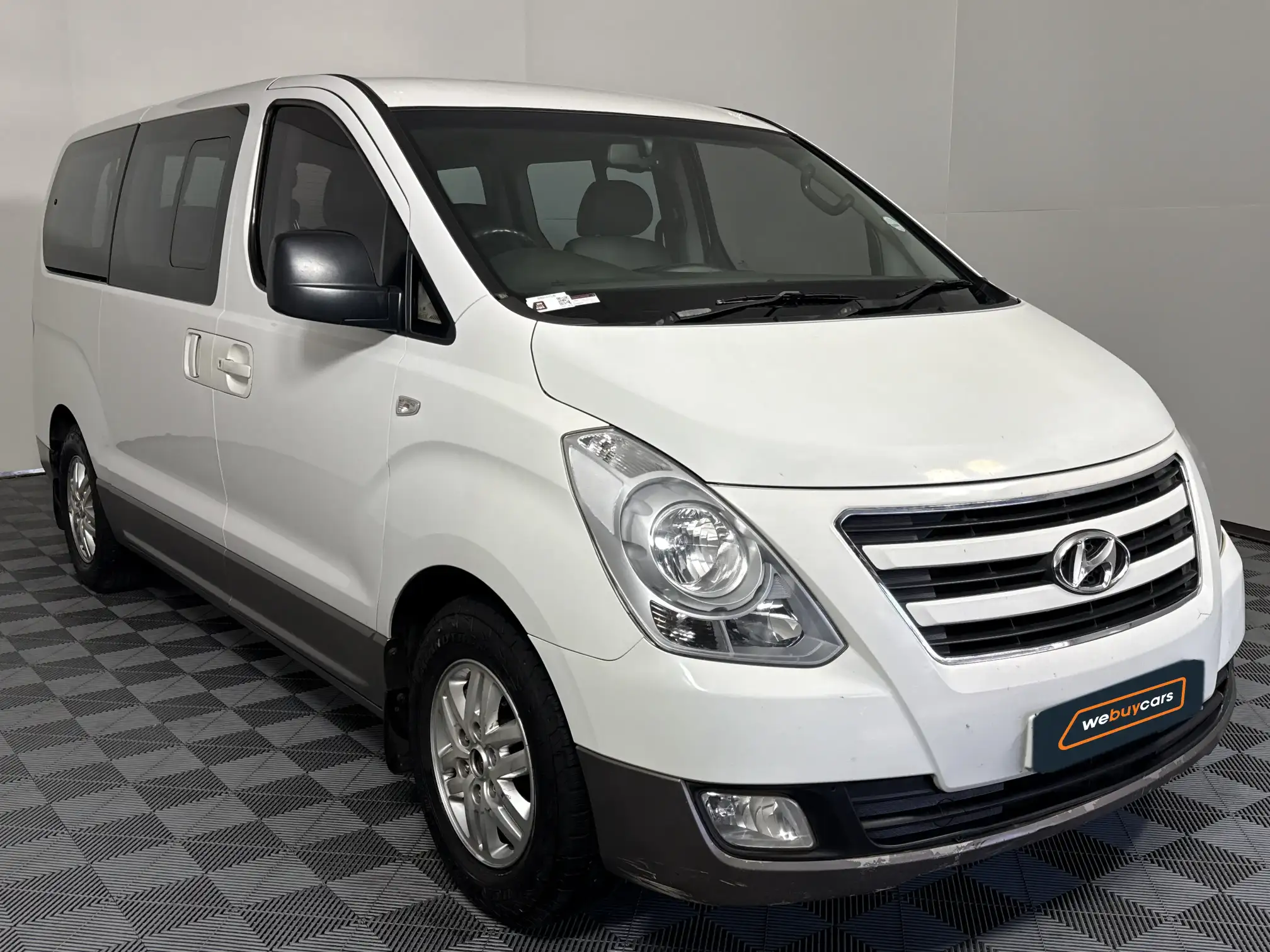 Hyundai H-1