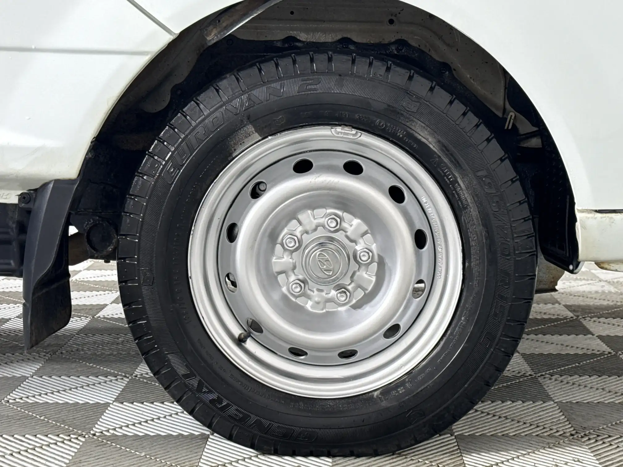 Hyundai H100