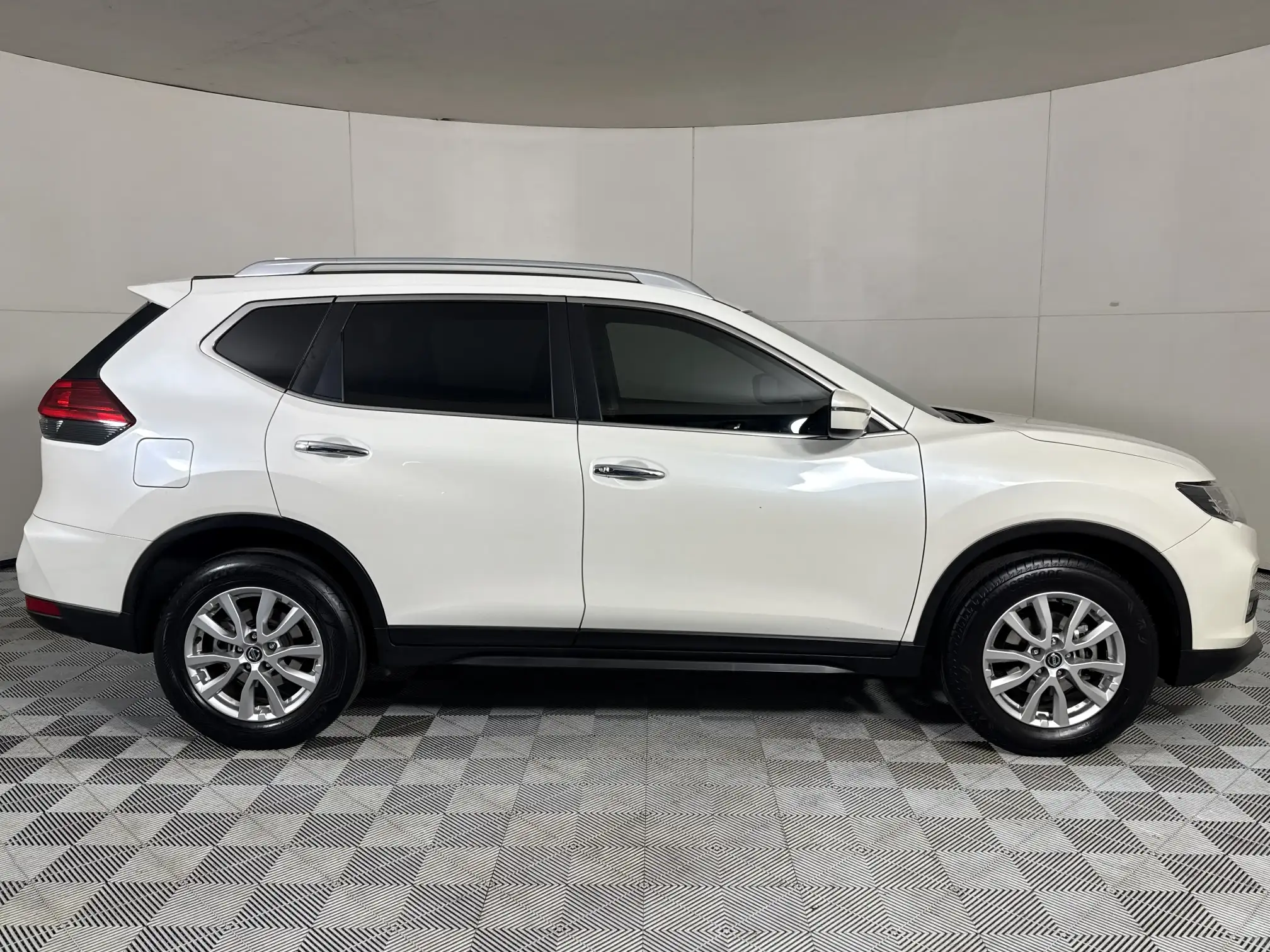 Nissan X Trail
