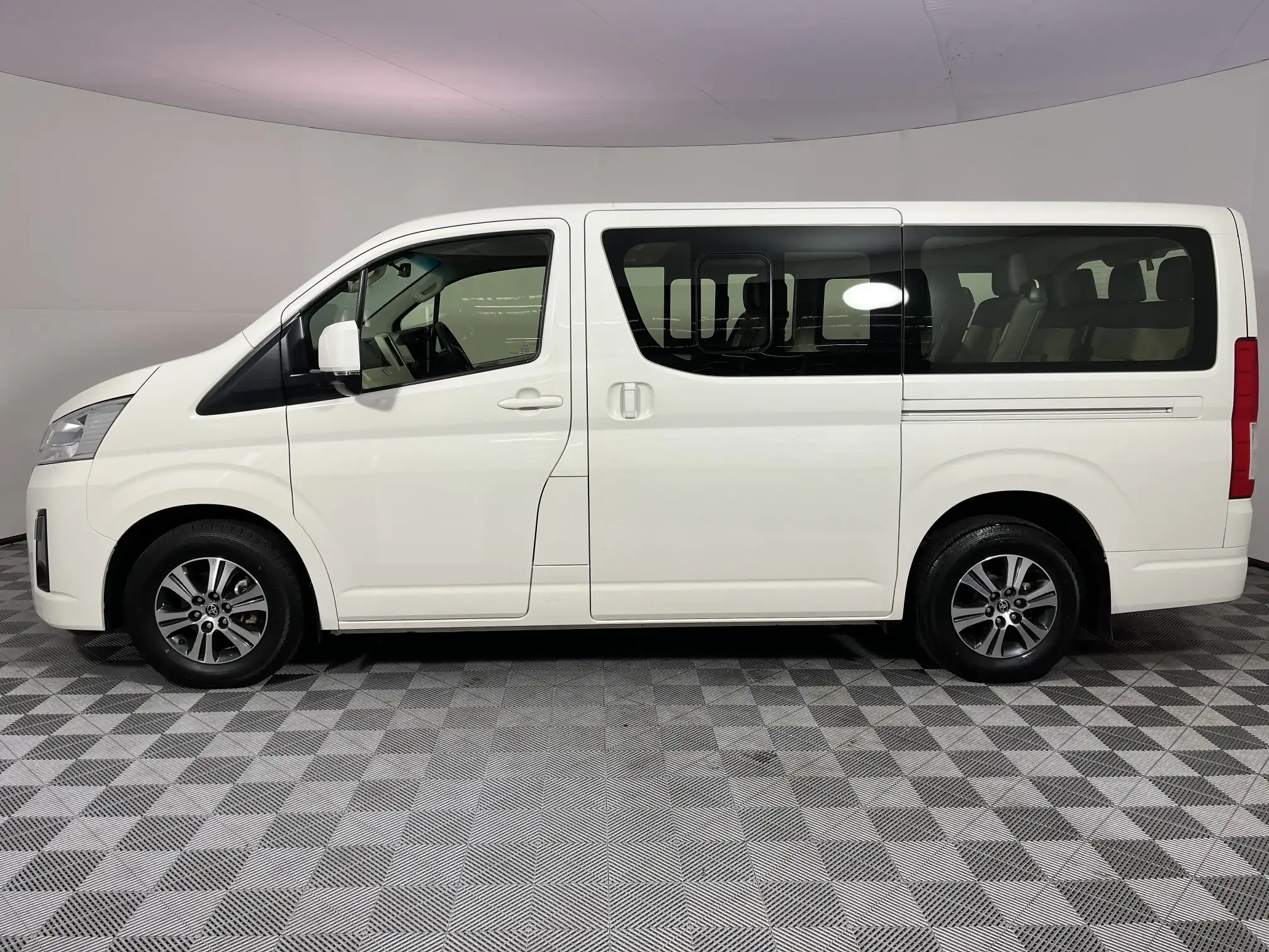 Toyota Quantum
