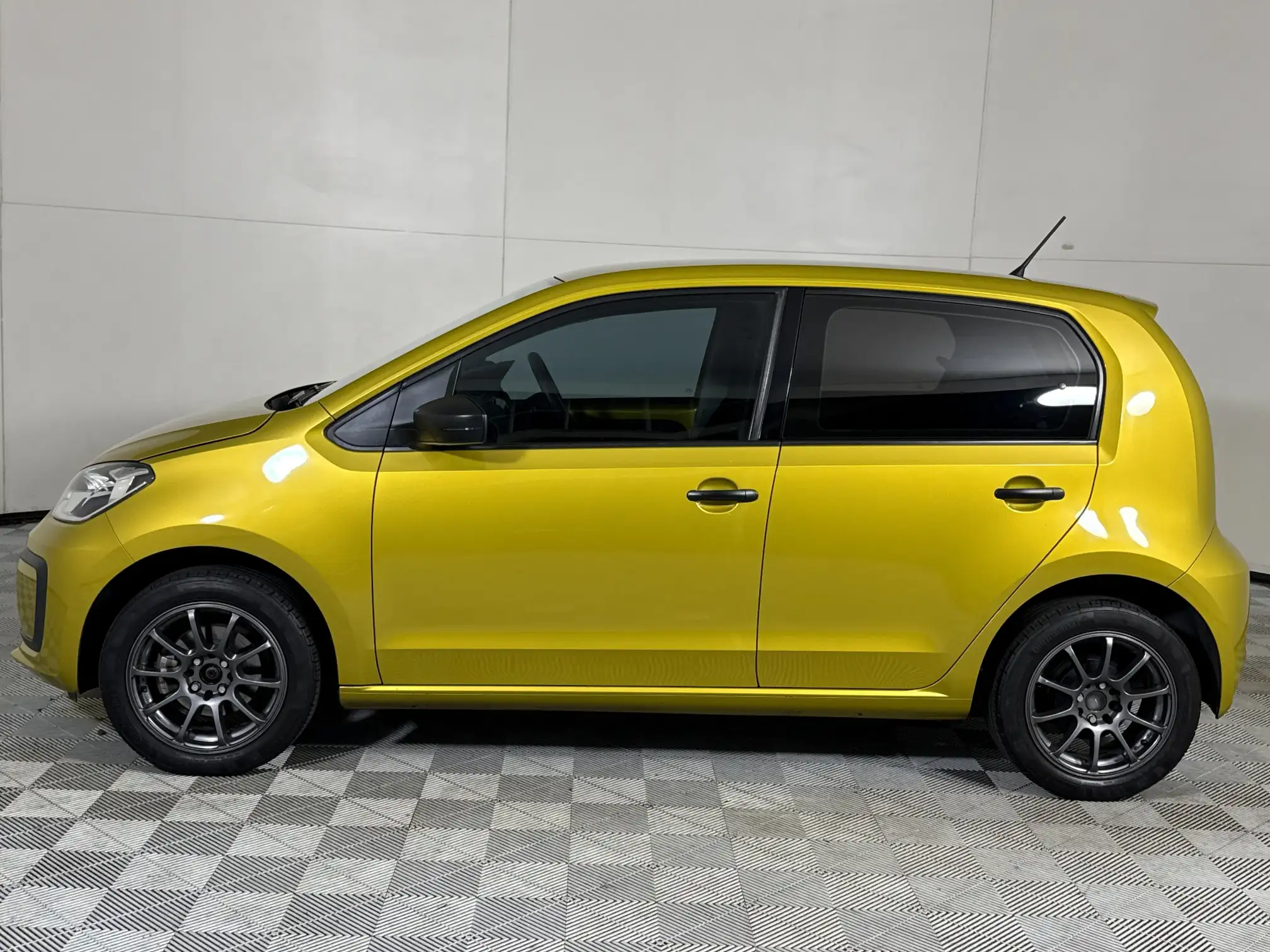 Volkswagen UP