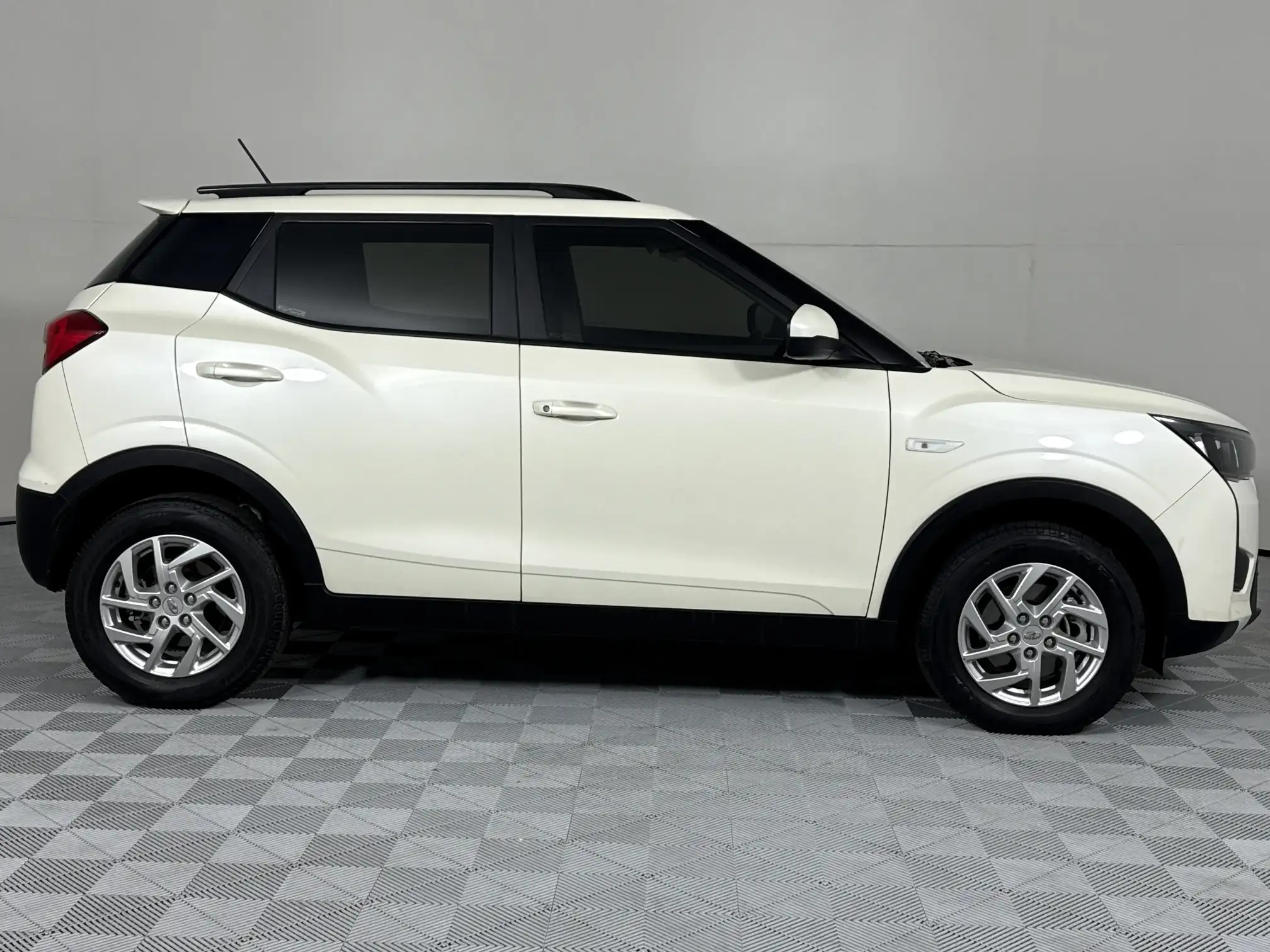 Mahindra Xuv300