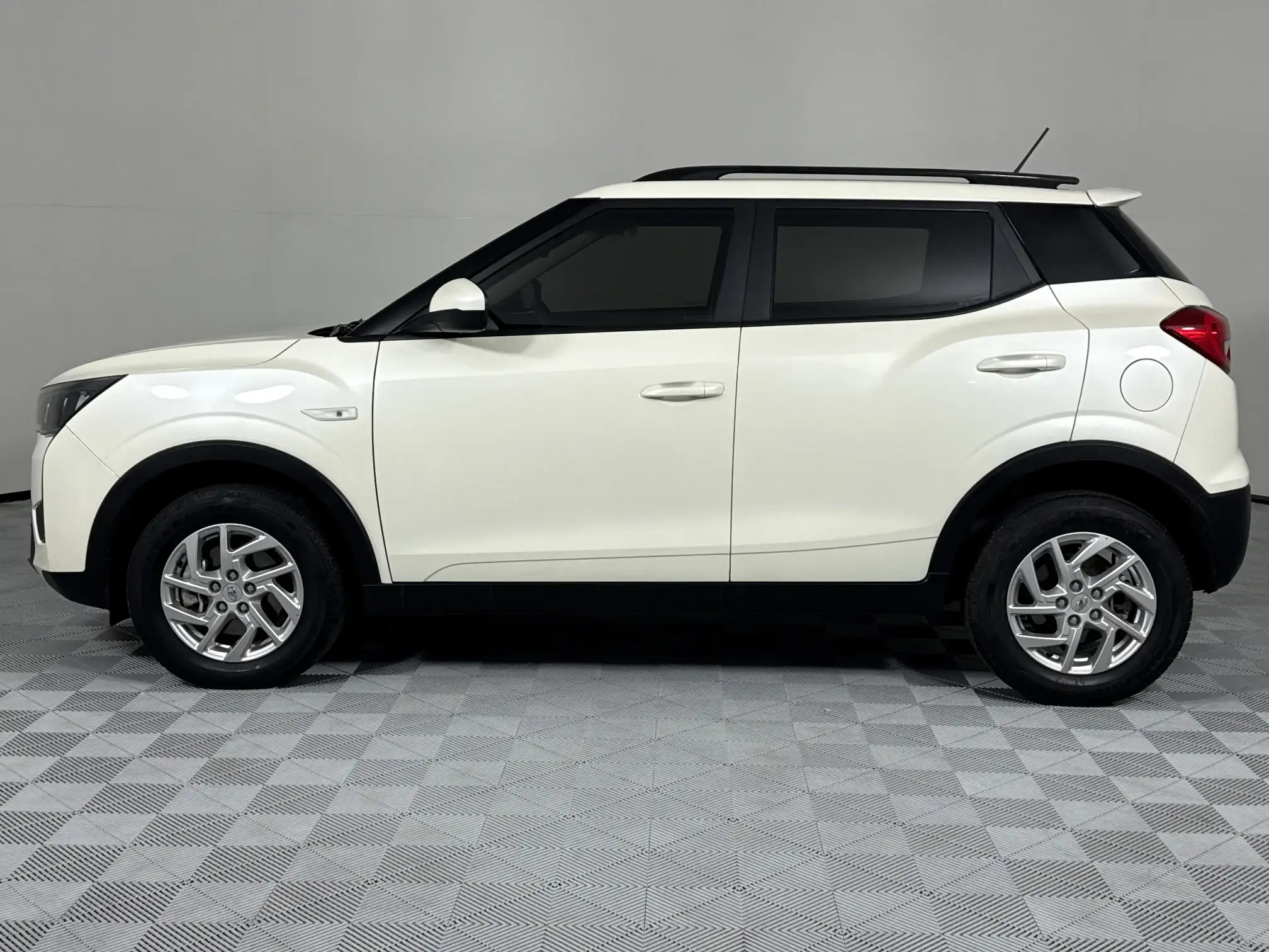 Mahindra Xuv300