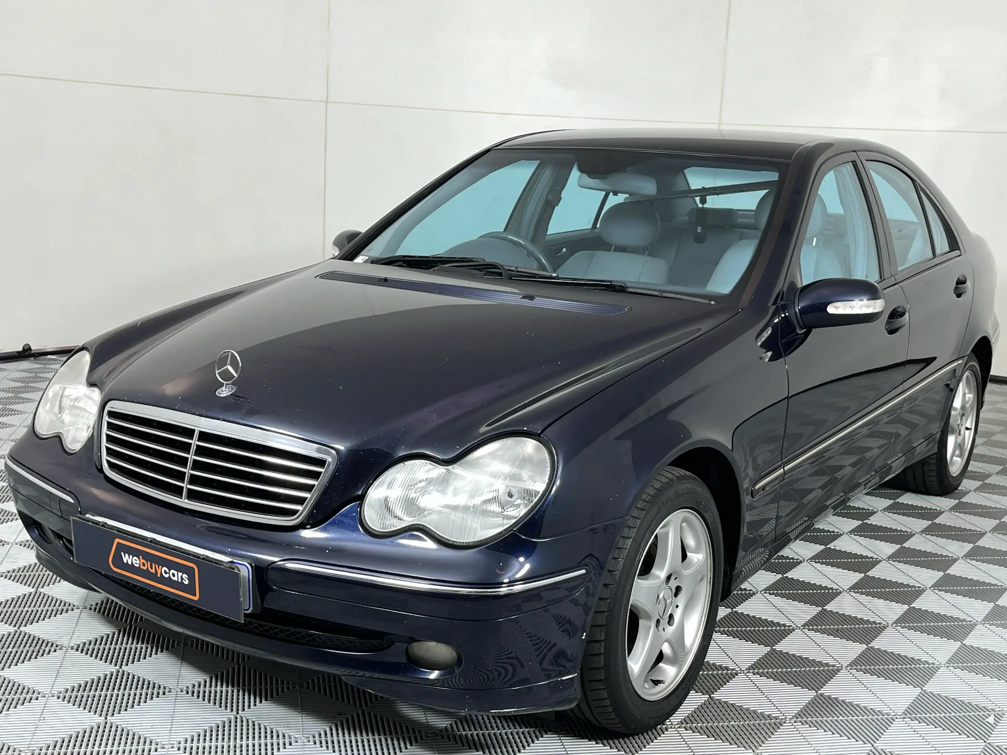 2004 Mercedes-Benz C Class Sedan C200k Avantgarde