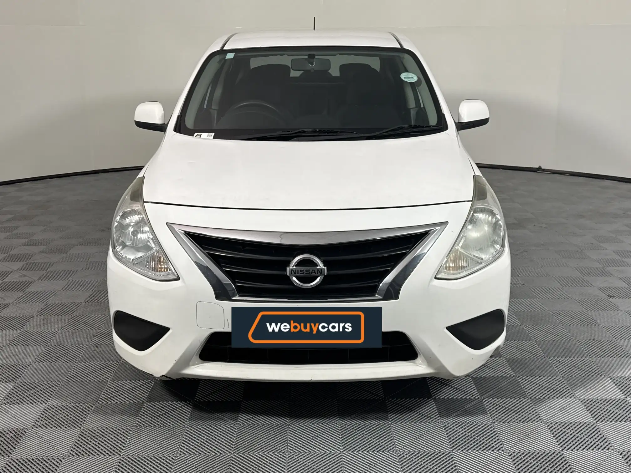 Nissan Almera