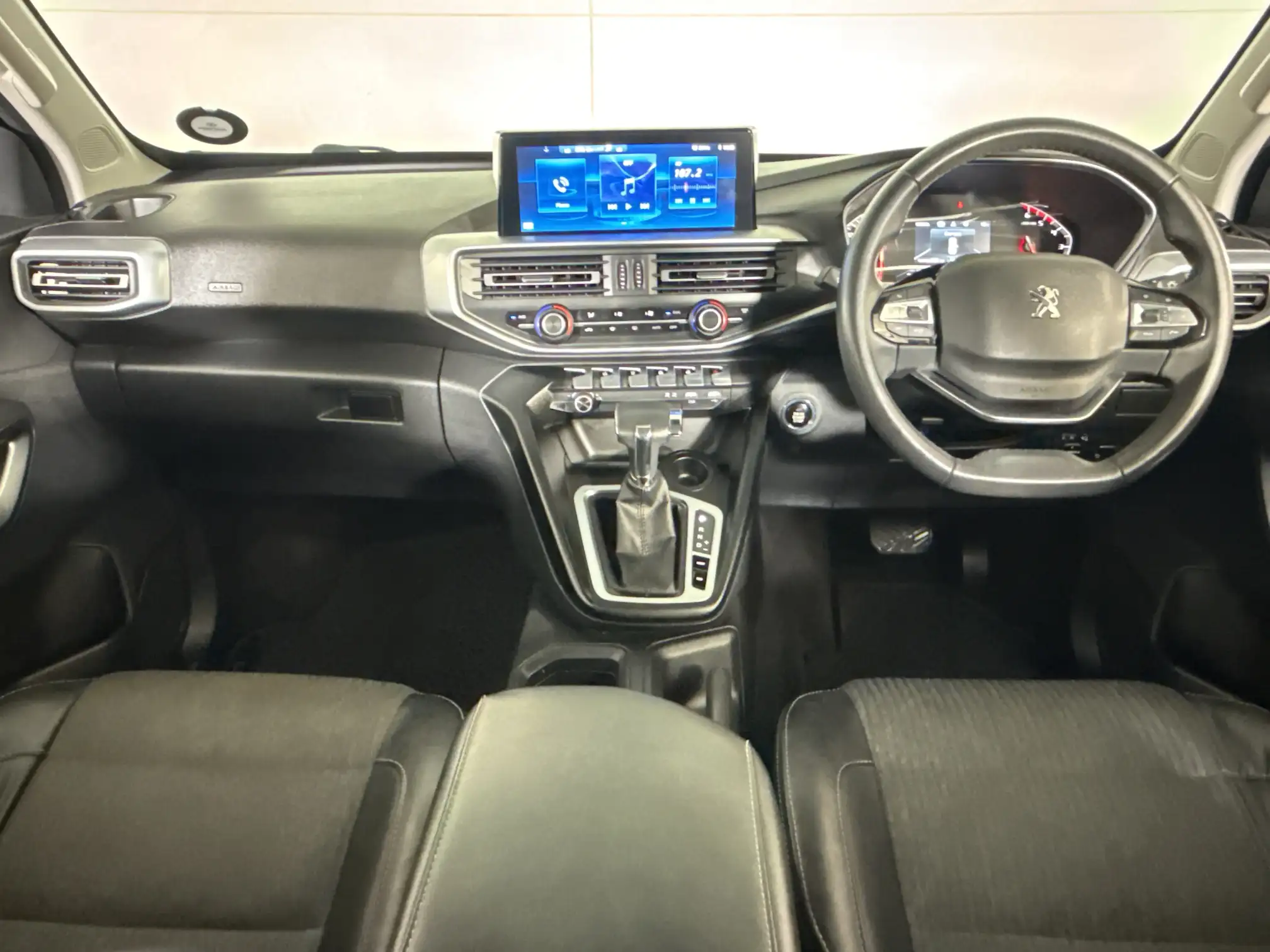 Peugeot Landtrek
