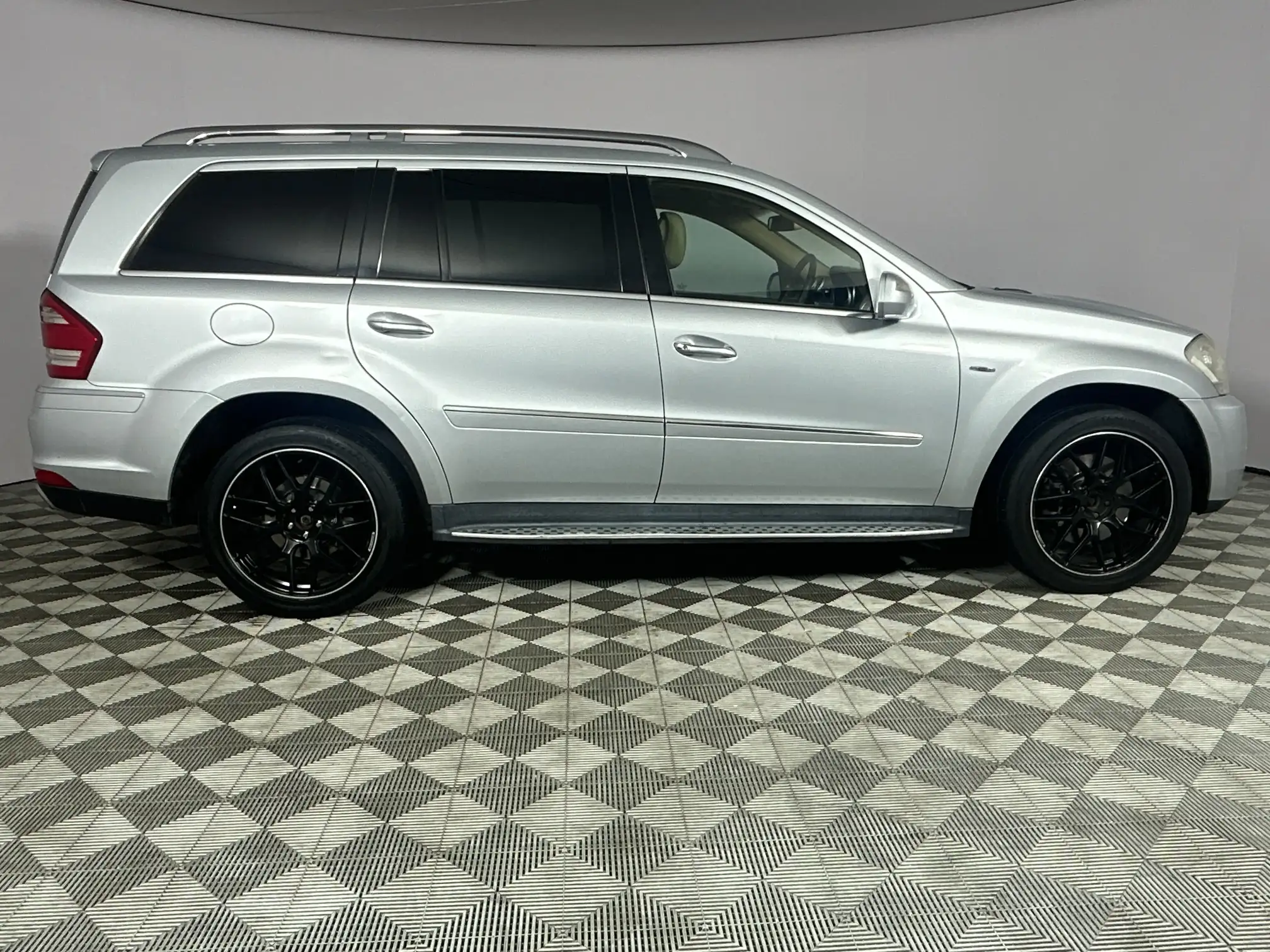 Mercedes-Benz M Class