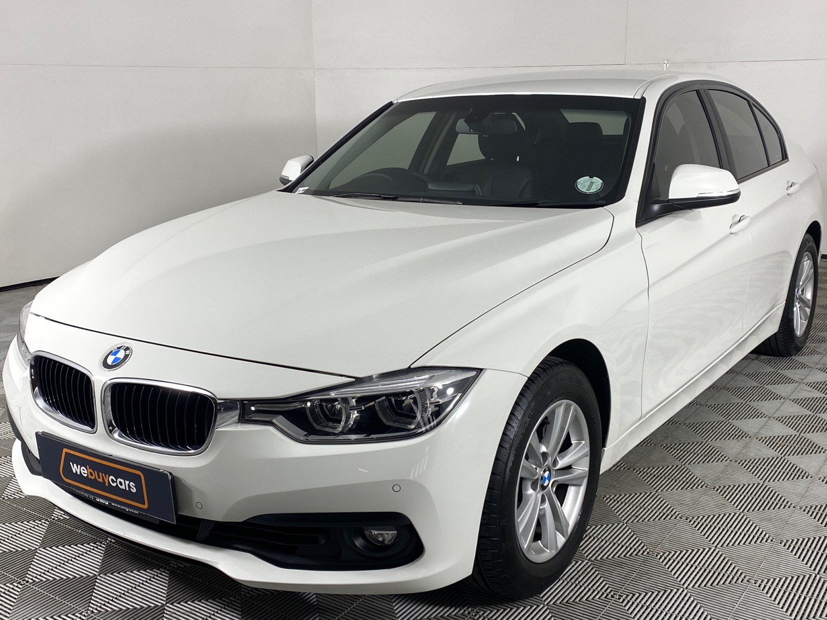 Carfind Bmw 3i F30 Sport Line Steptronic Facelift R