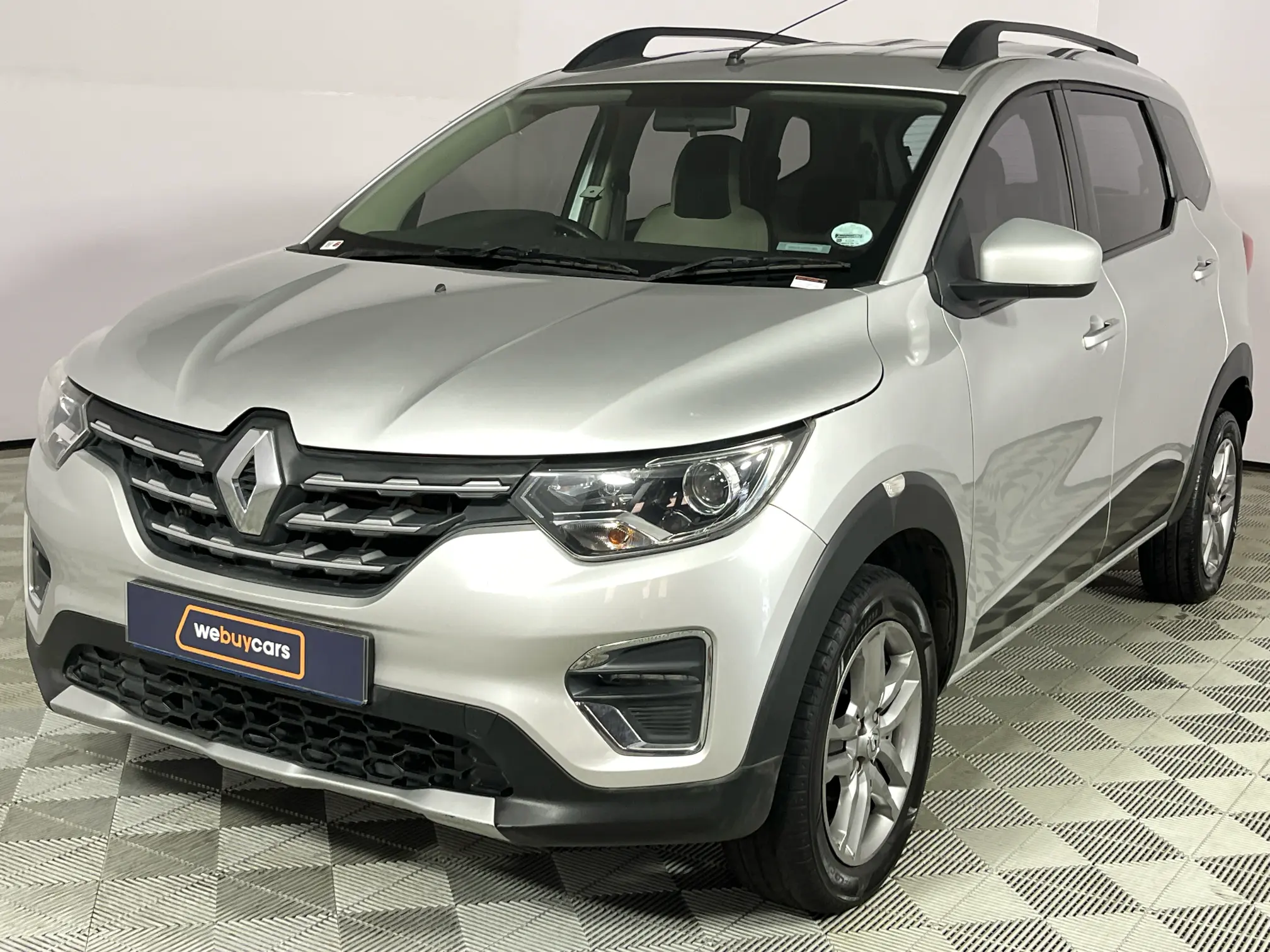 2021 Renault Triber 1.0 Prestige / Intens AMT