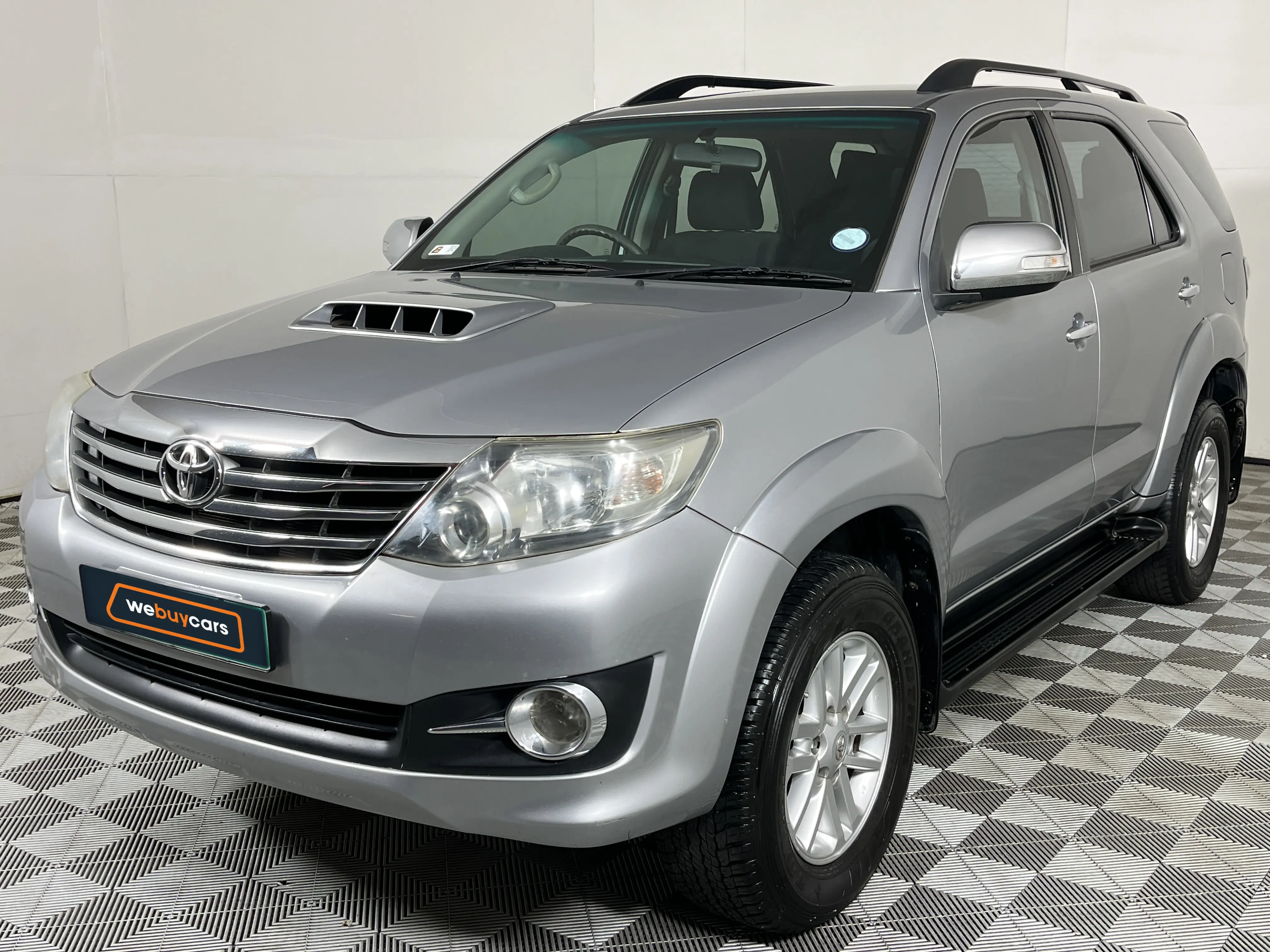 2015 Toyota Fortuner 2.5d-4d RB