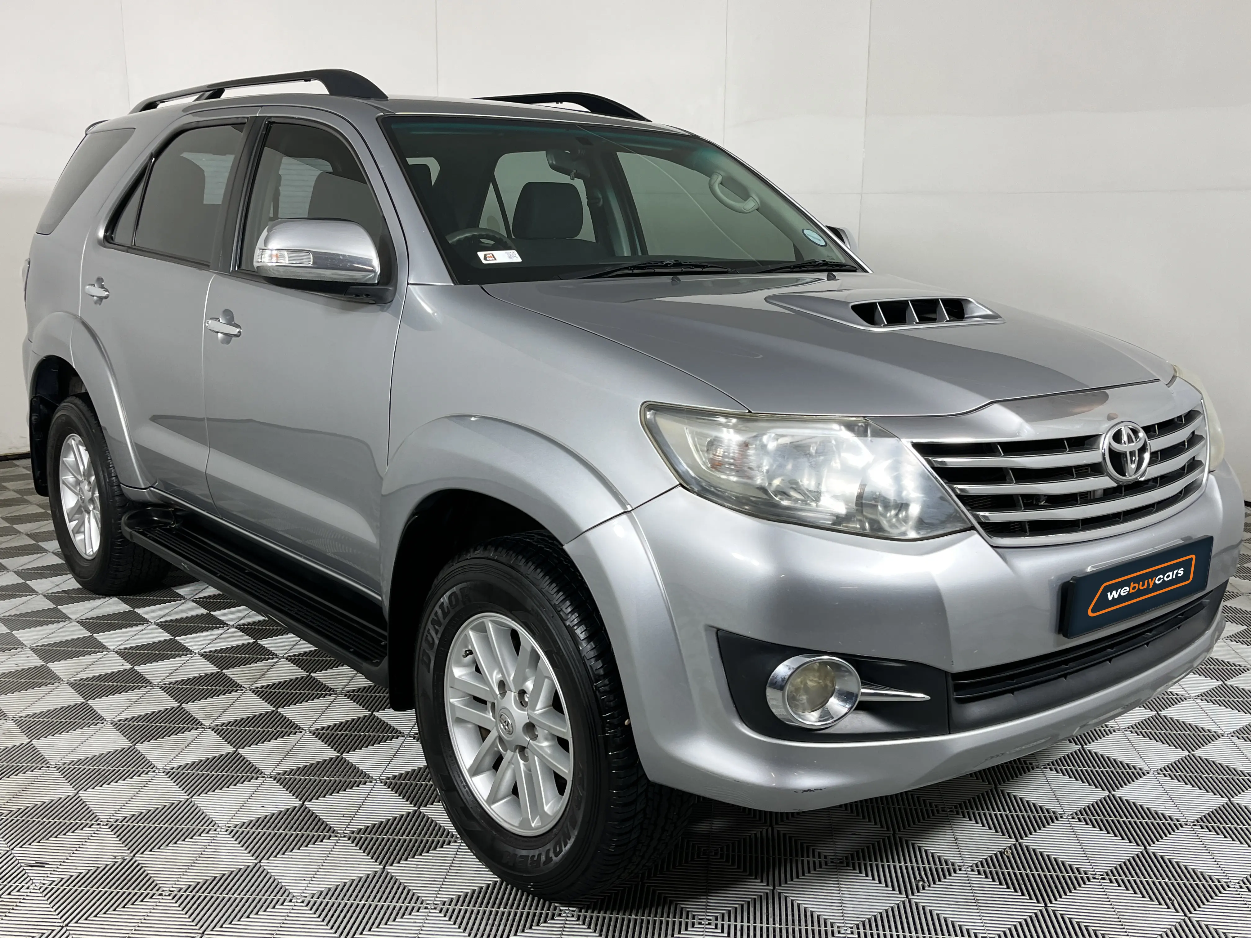 2015 Toyota Fortuner 2.5d-4d RB, photo 3