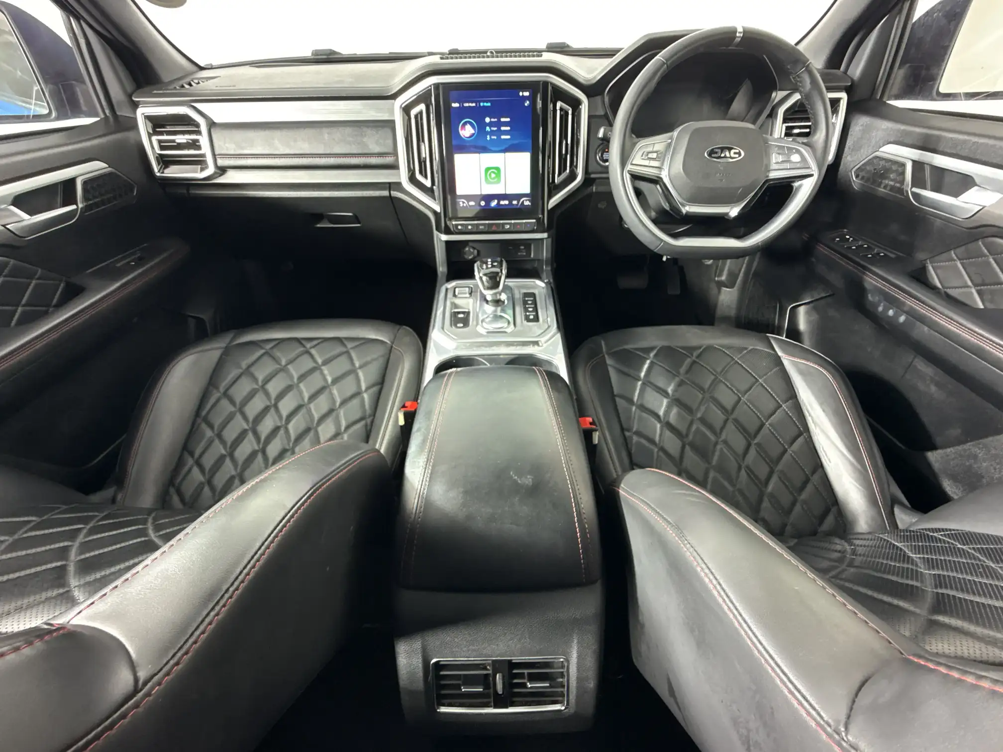 JAC T9