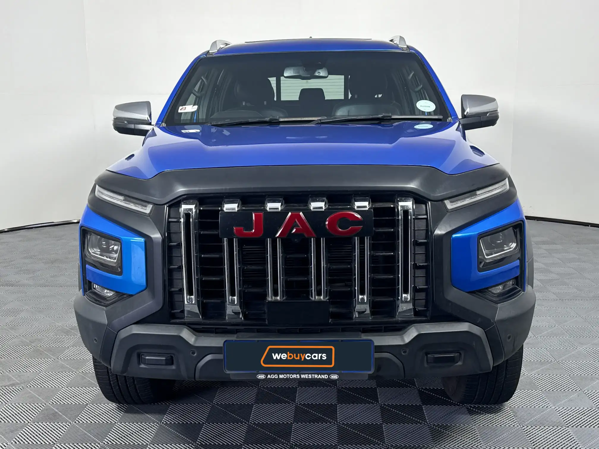 JAC T9