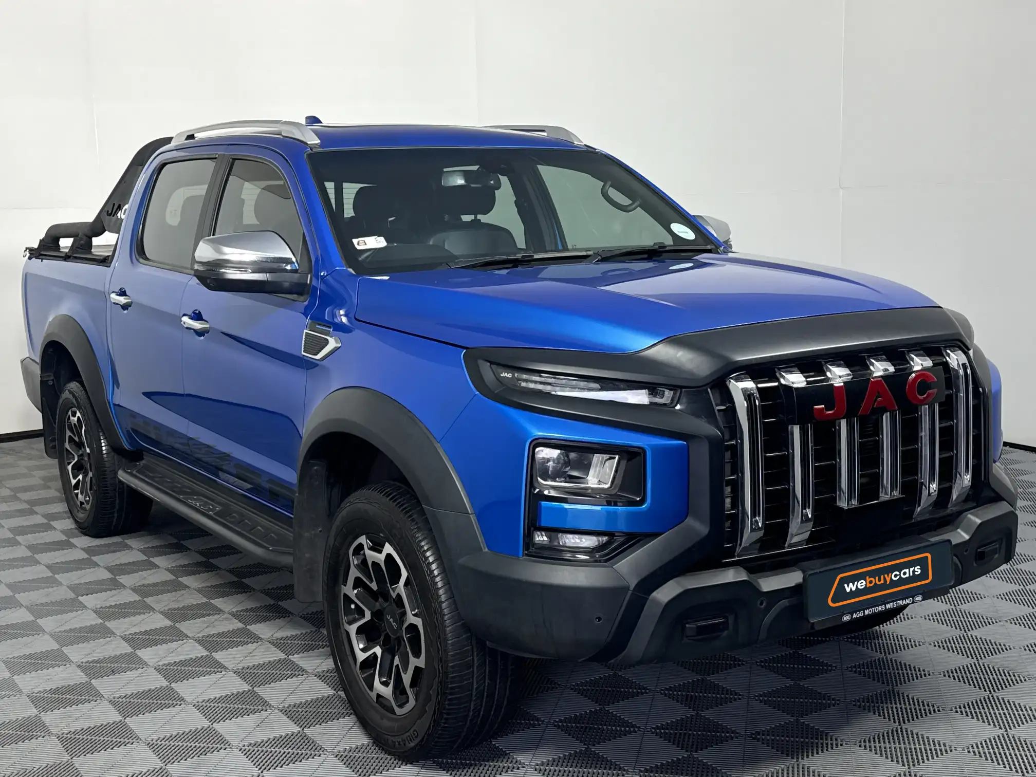 JAC T9