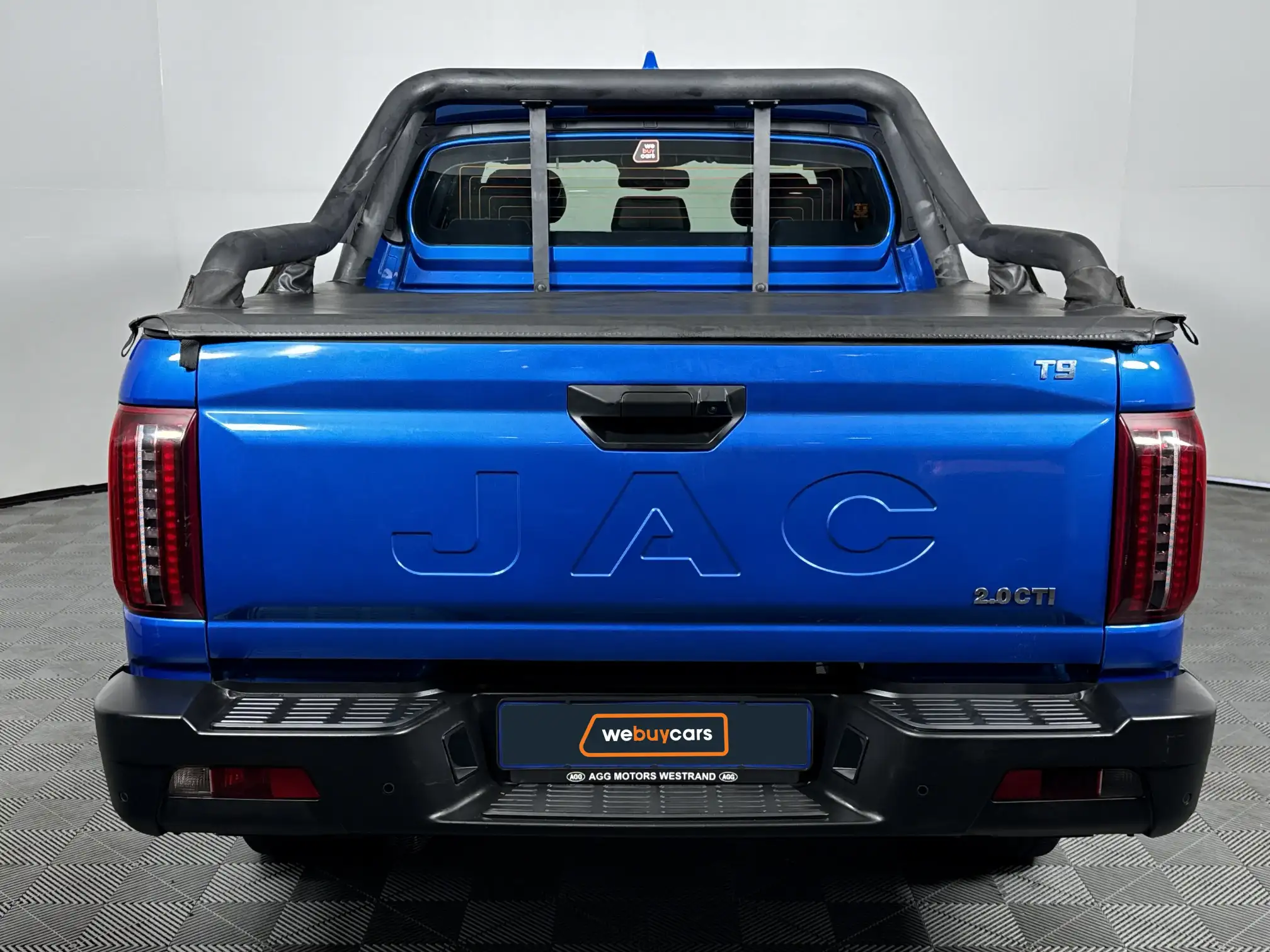 JAC T9