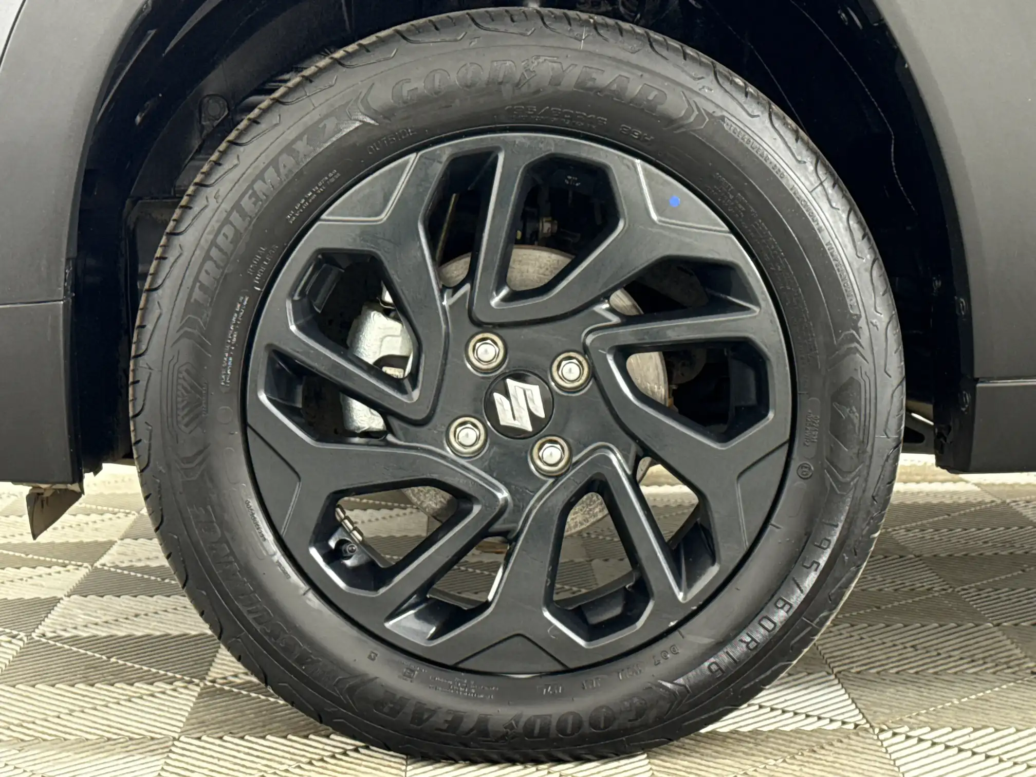 Suzuki Fronx