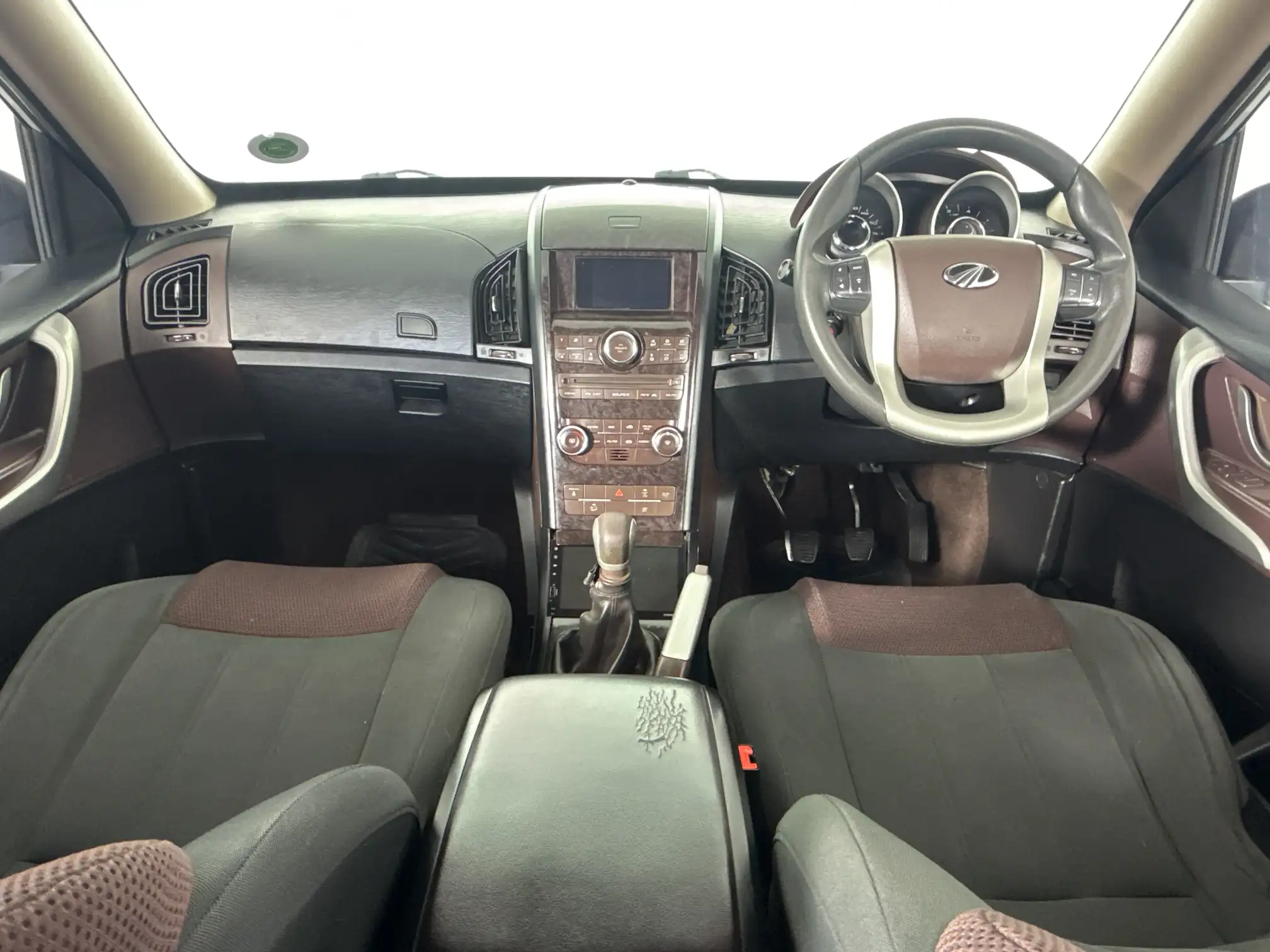 Mahindra XUV