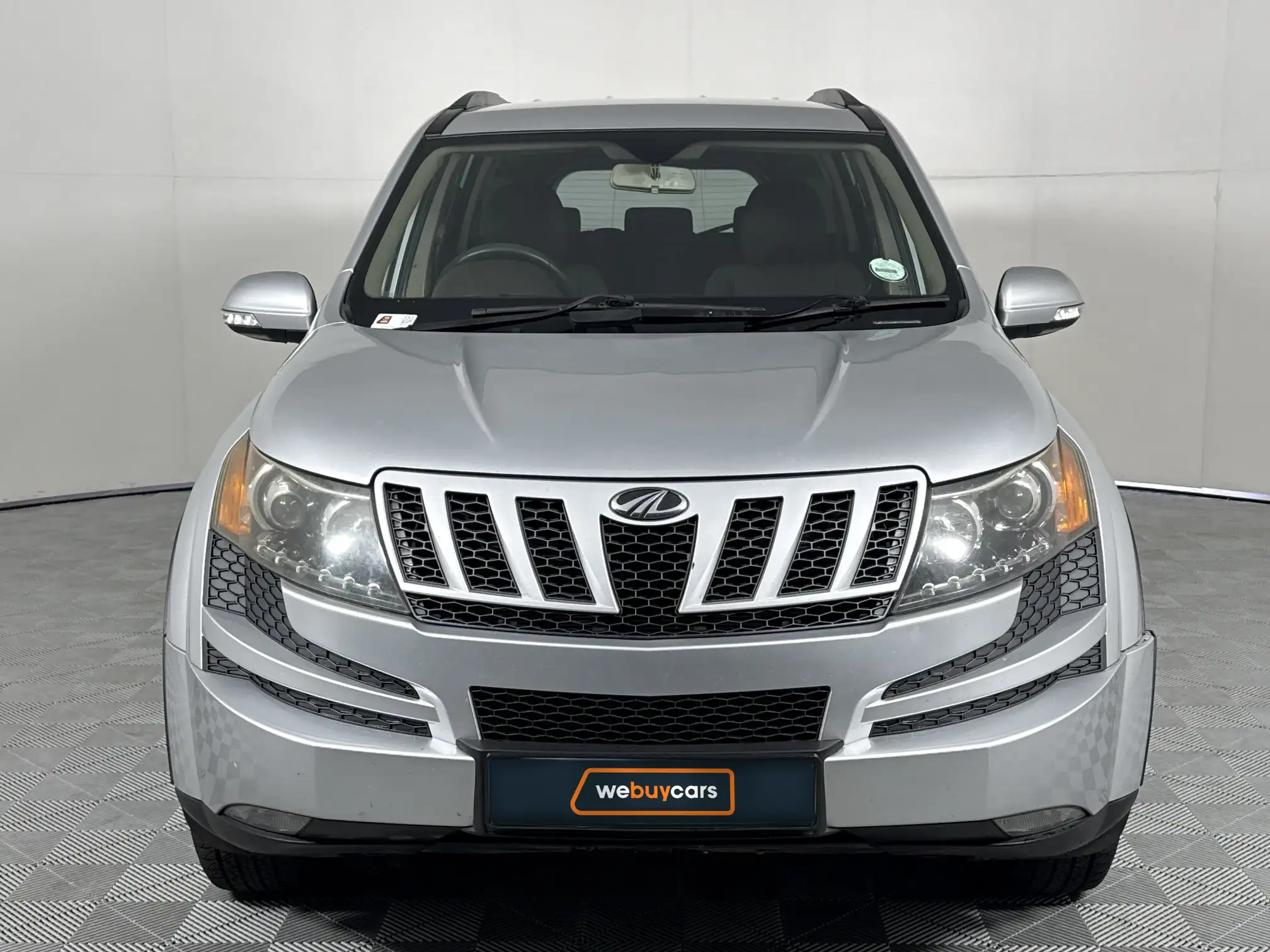 Mahindra XUV