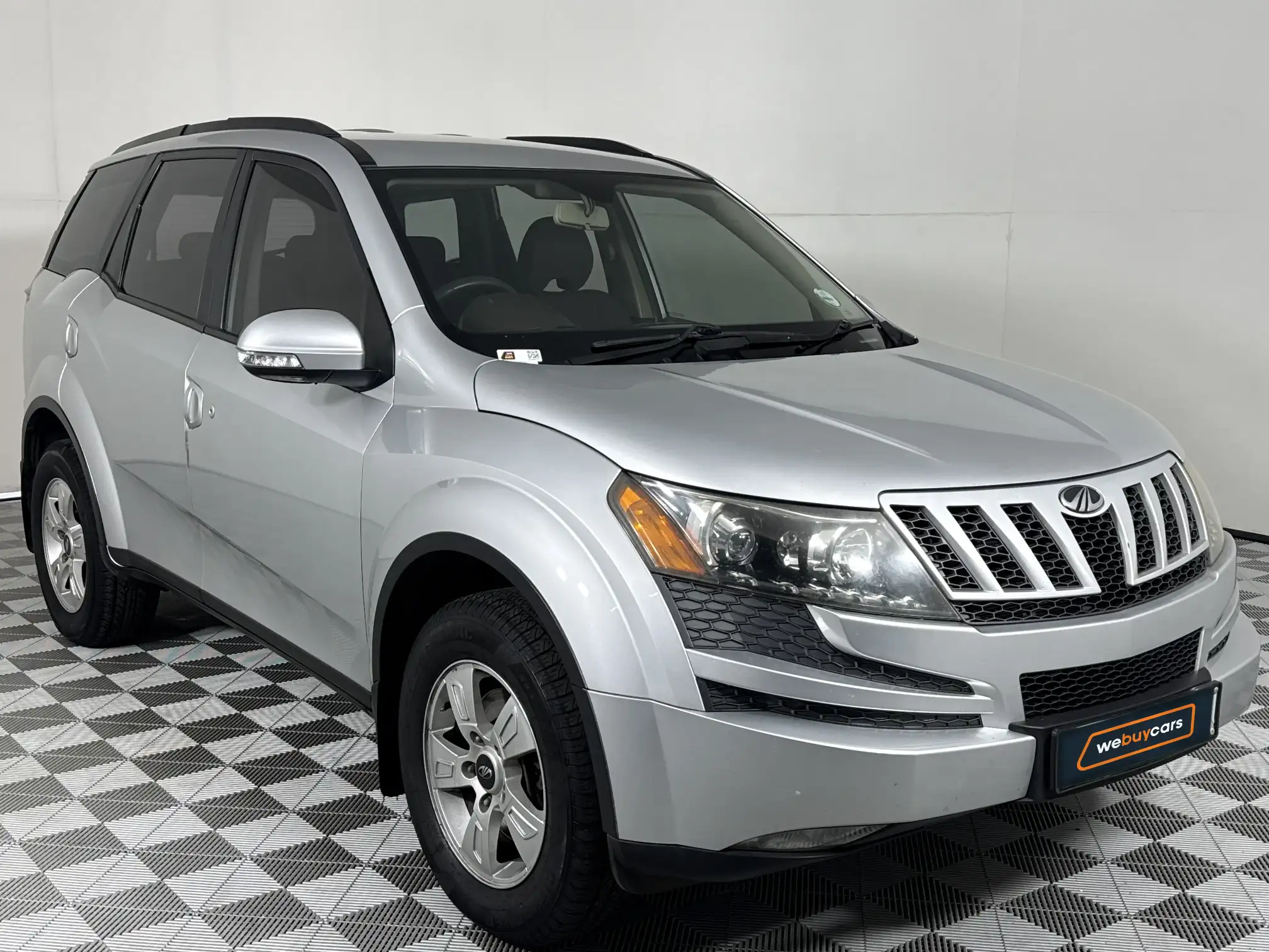 Mahindra XUV