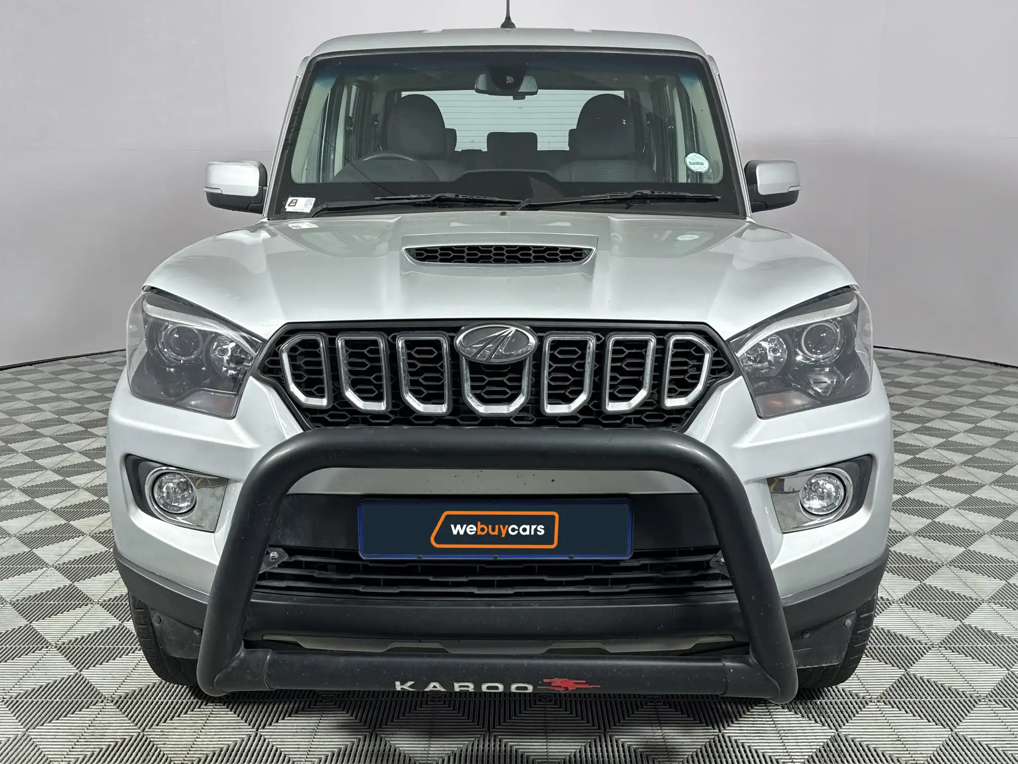 Mahindra PIK UP