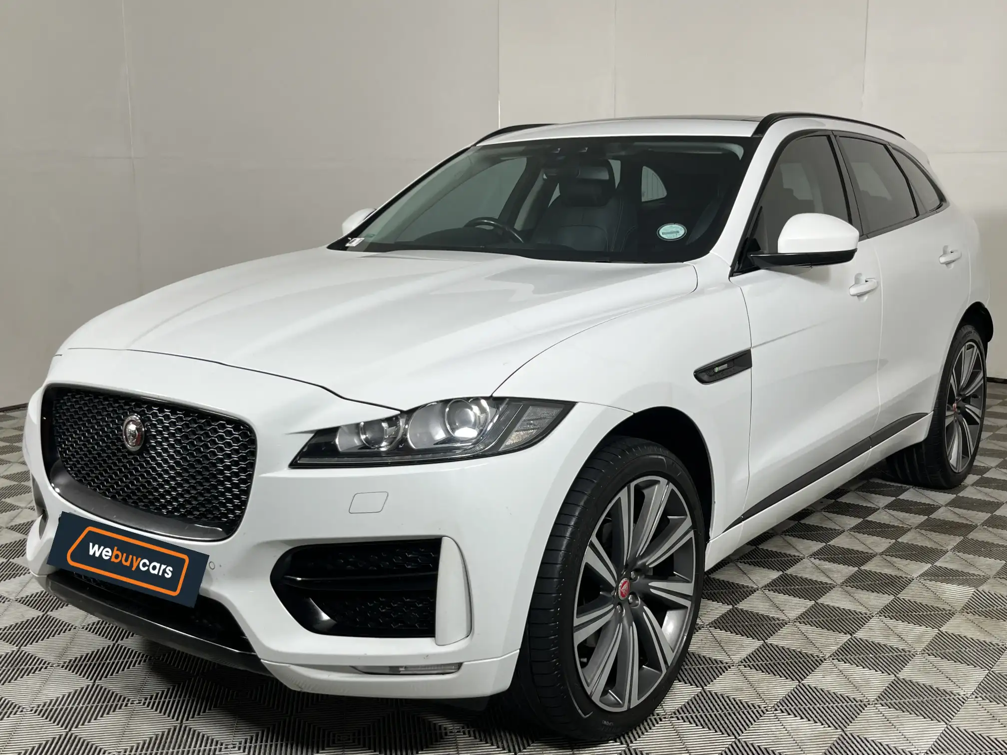 Jaguar F-Pace