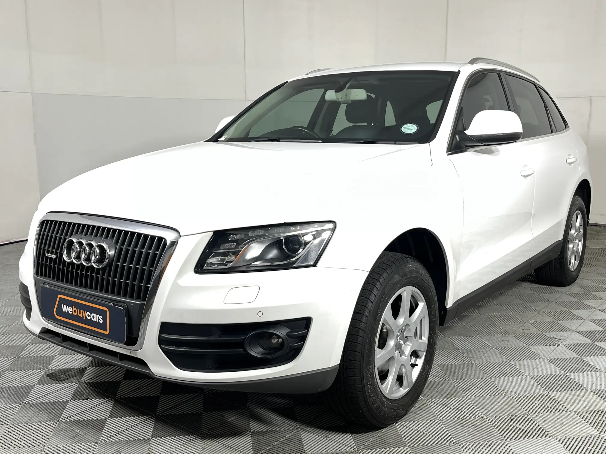 2012 Audi Q5 2.0 T FSI Quattro S Tronic