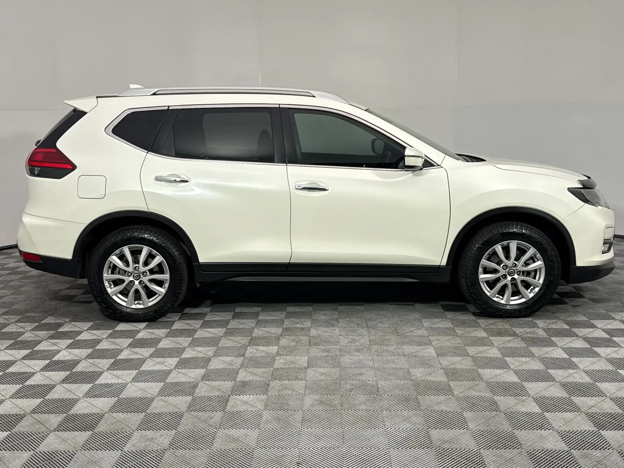 Nissan X Trail