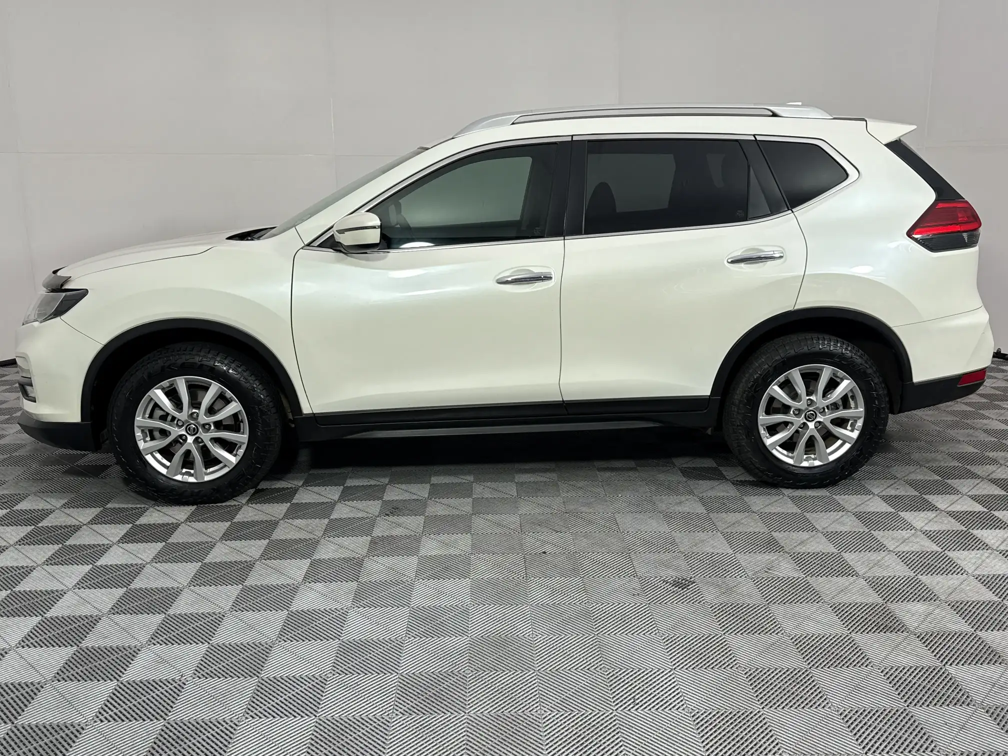 Nissan X Trail