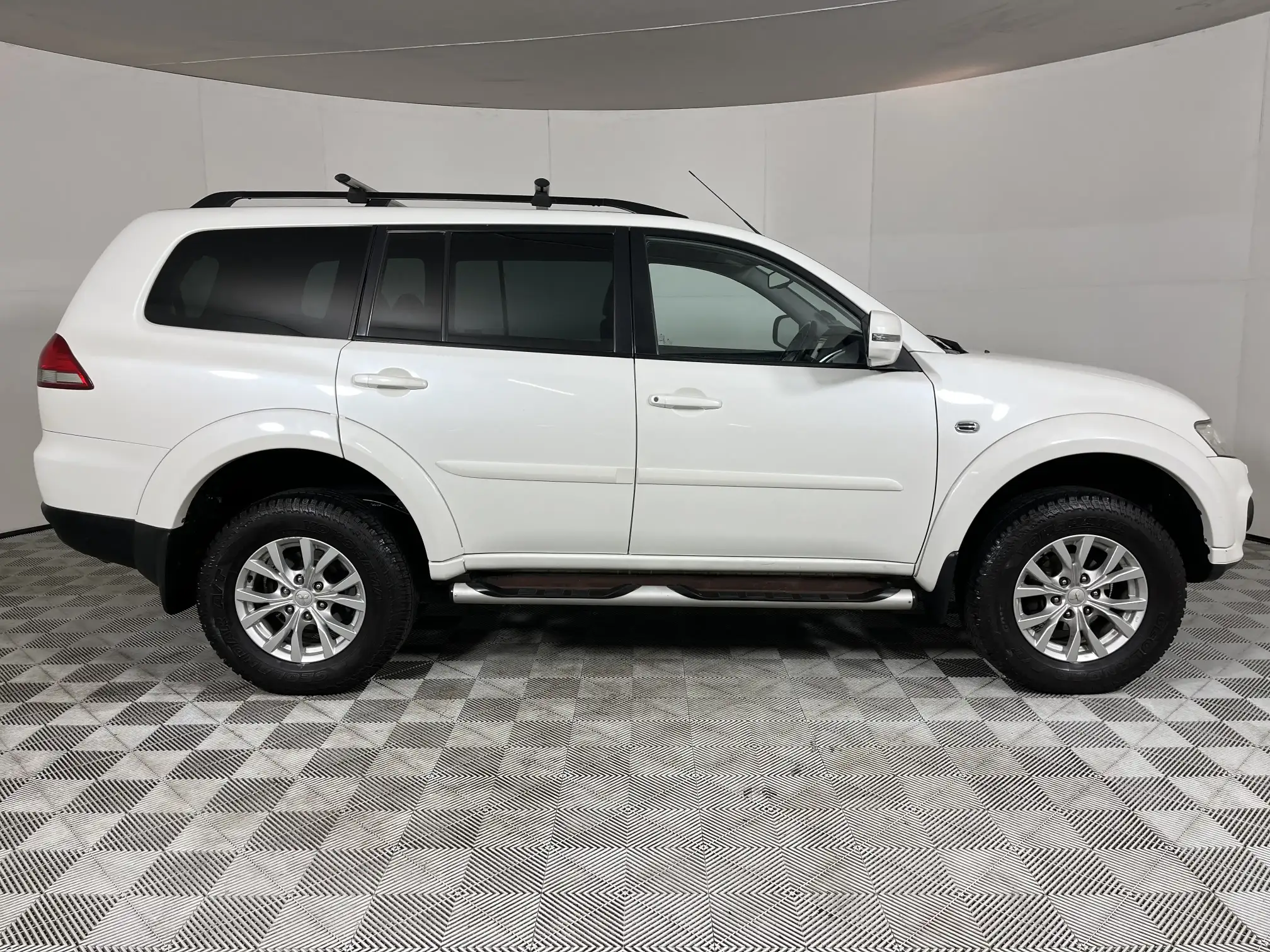 Mitsubishi Pajero Sport