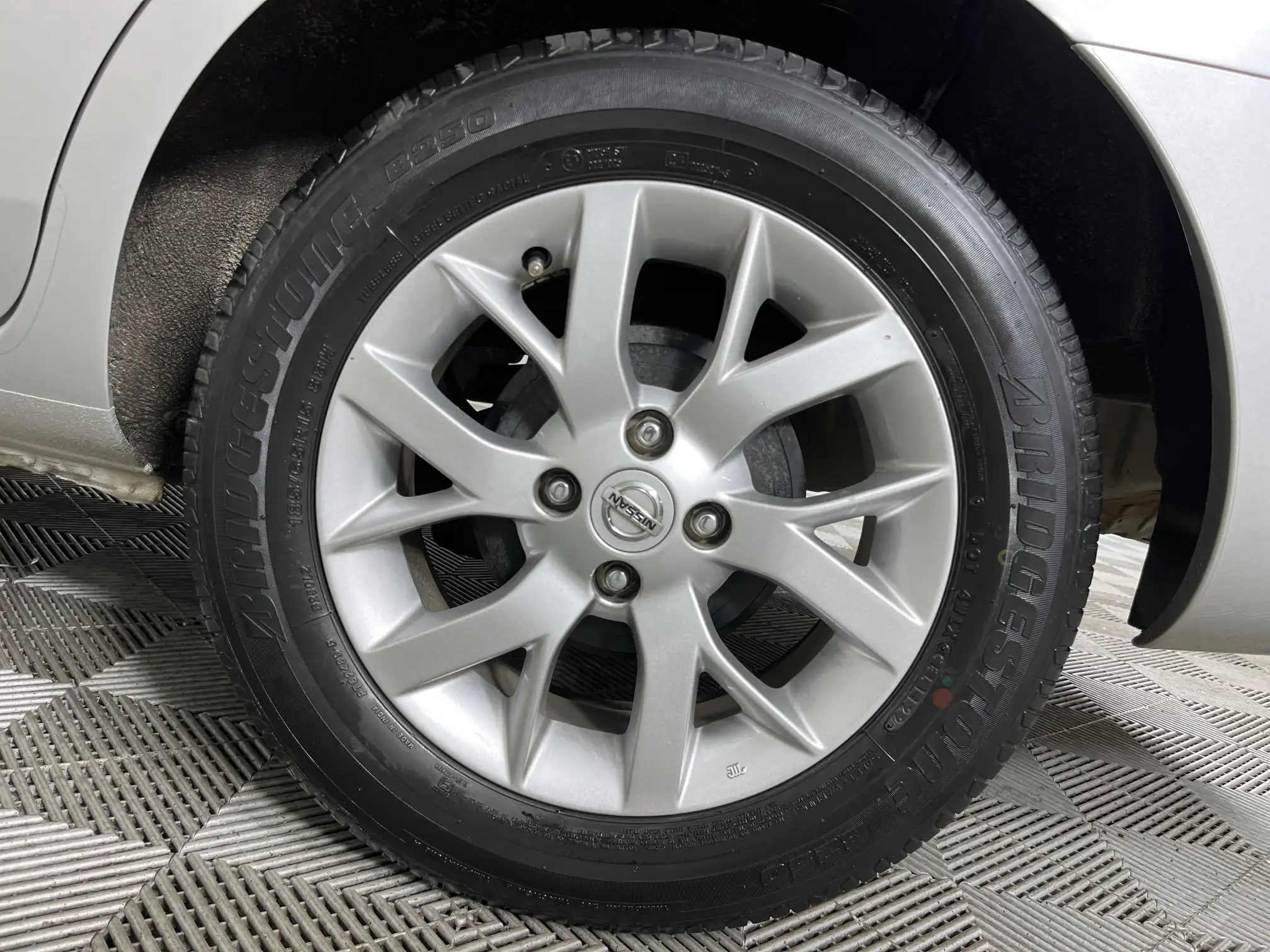 Nissan Almera
