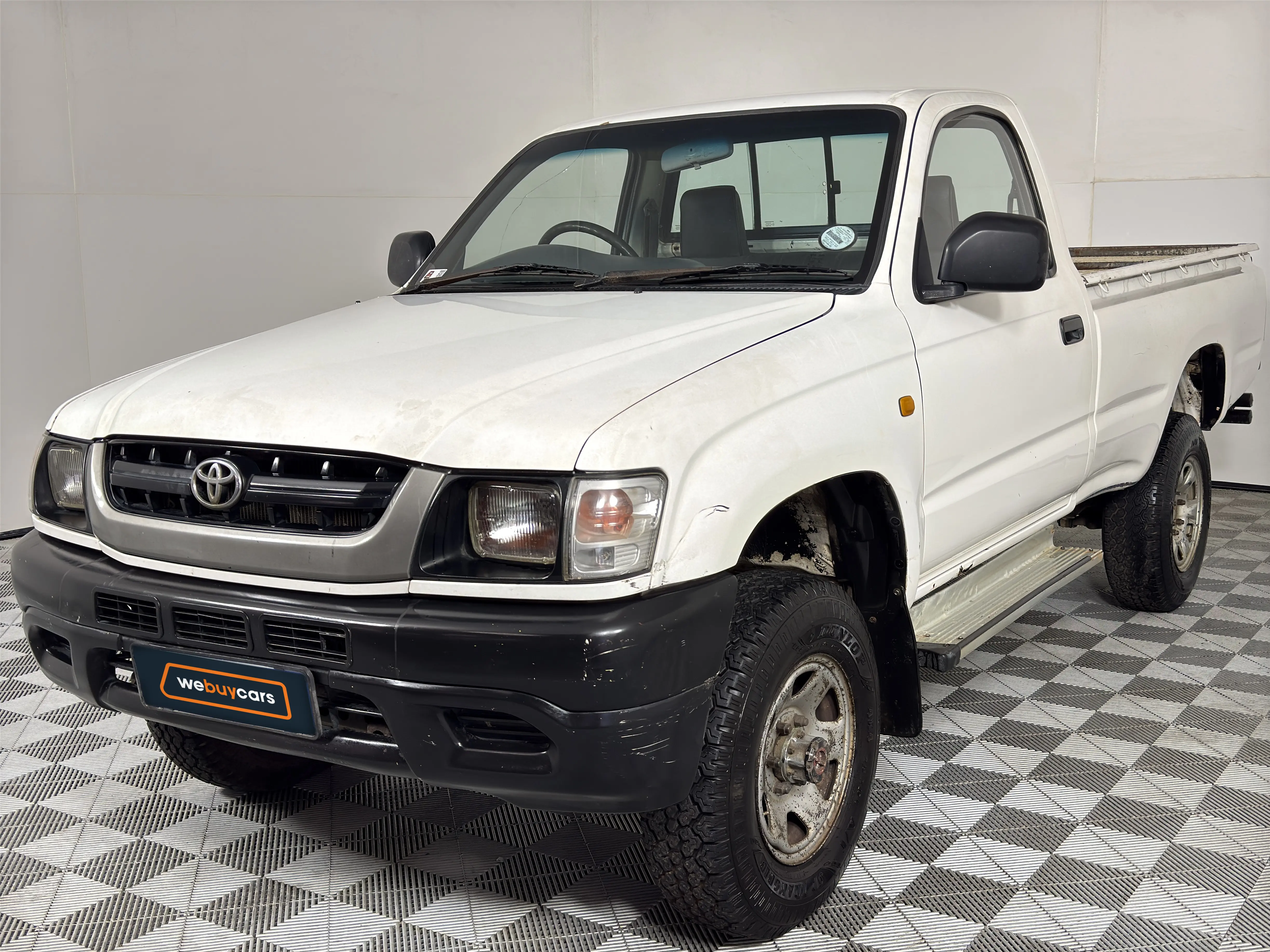 2004 Toyota Hilux 2700i 4x4 Pick Up Single Cab