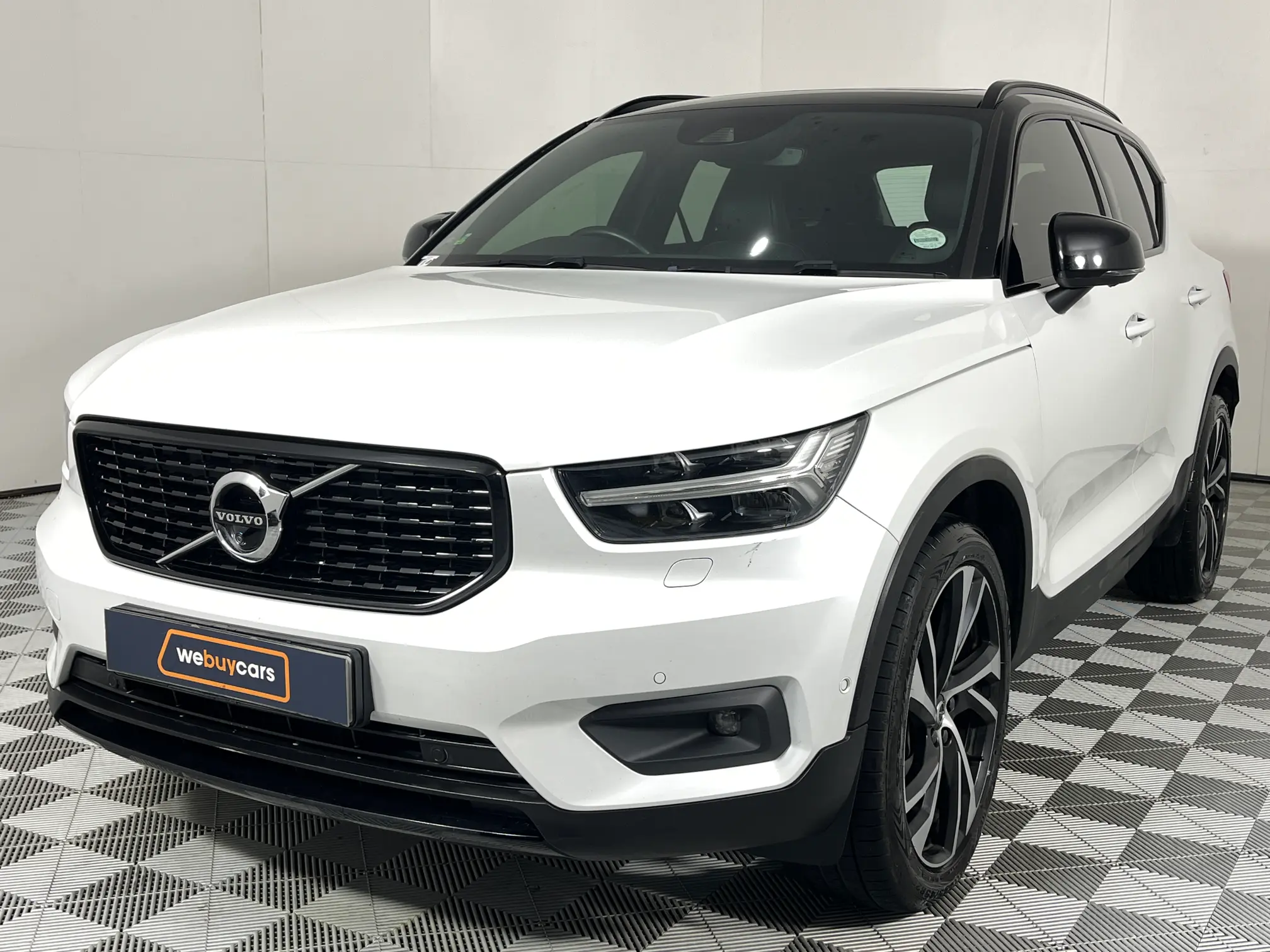 2020 Volvo Xc40 T3 R-Design Geartronic