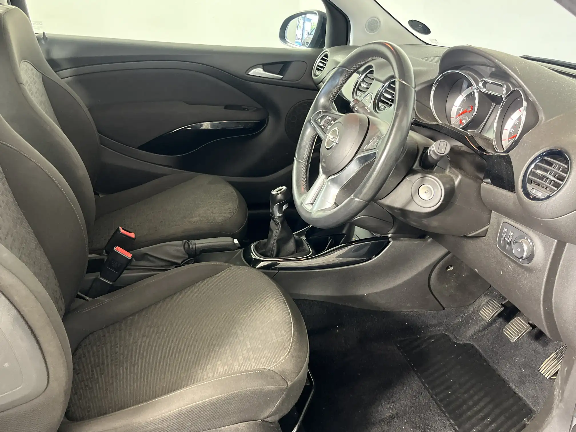 Opel Adam