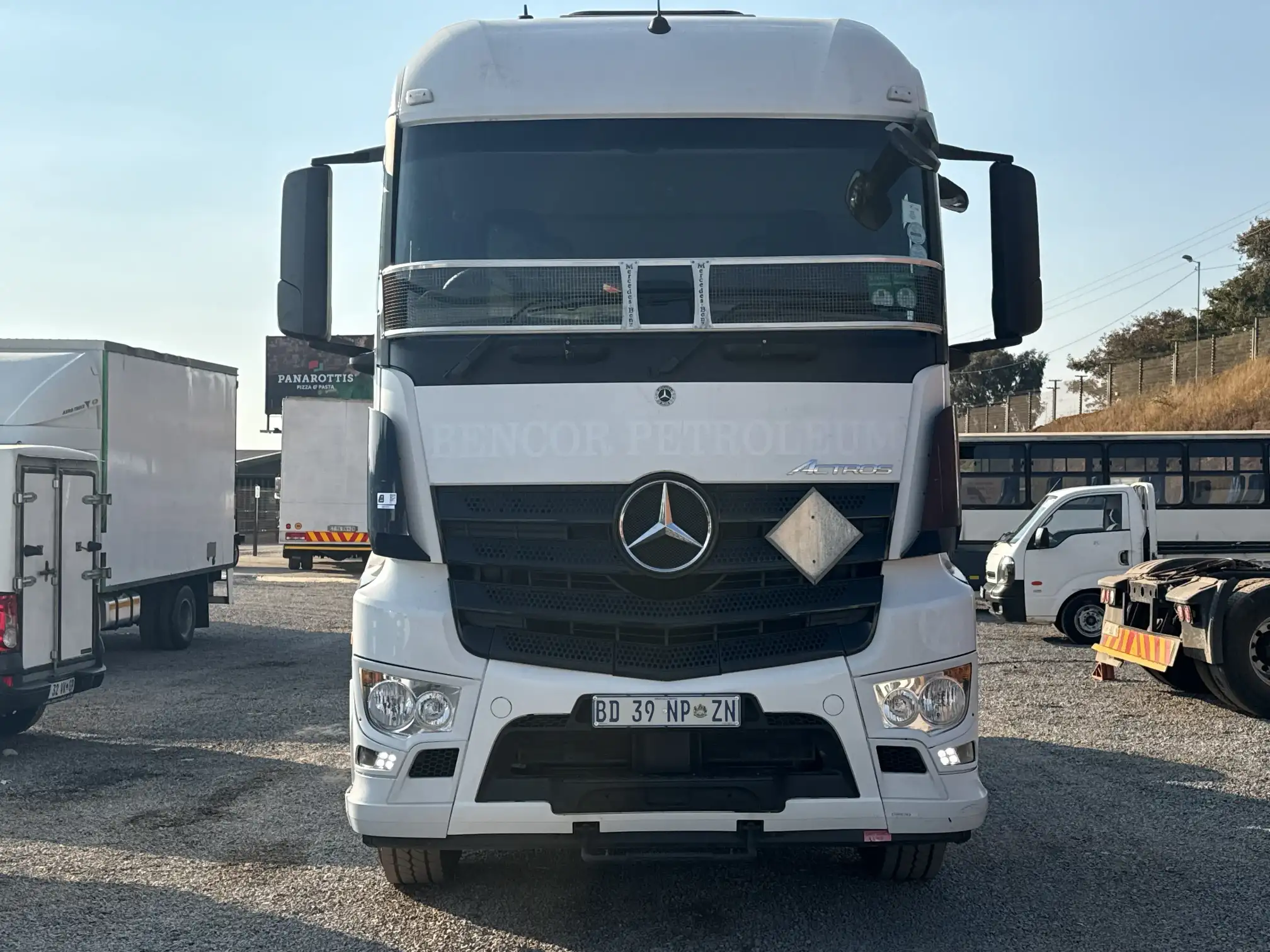 Mercedes-Benz 26 Series Actros