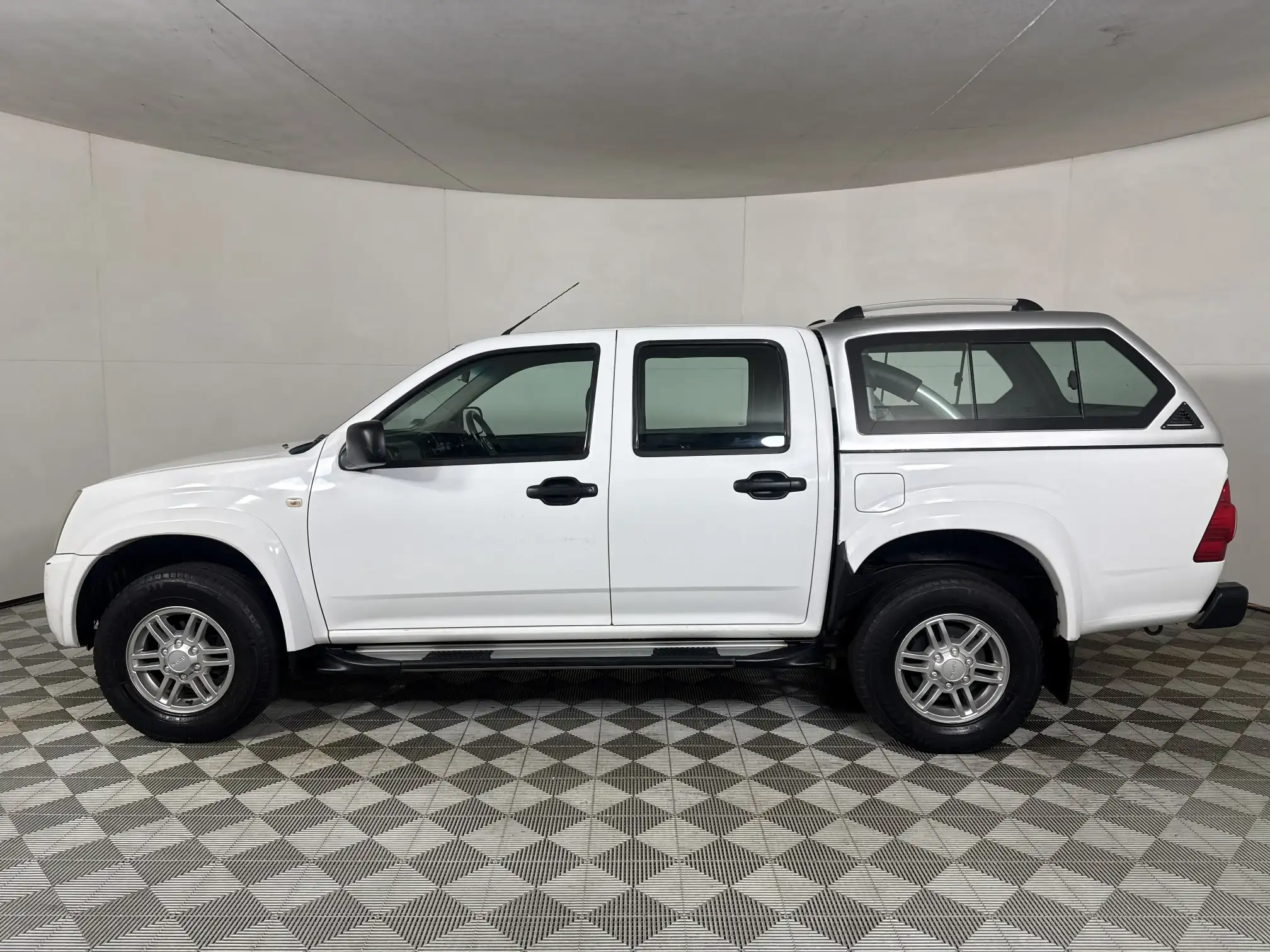 Isuzu KB