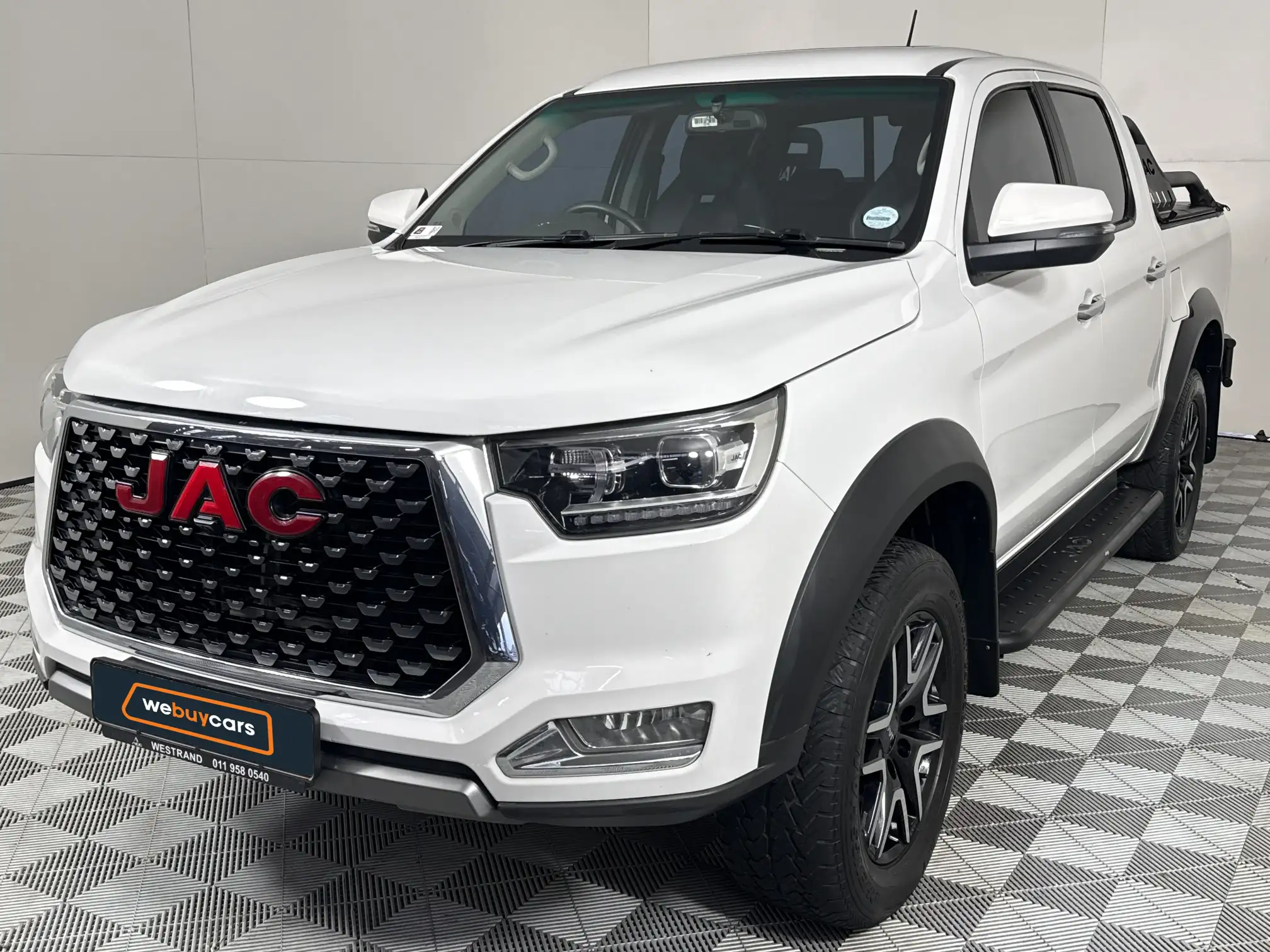 2025 JAC T8