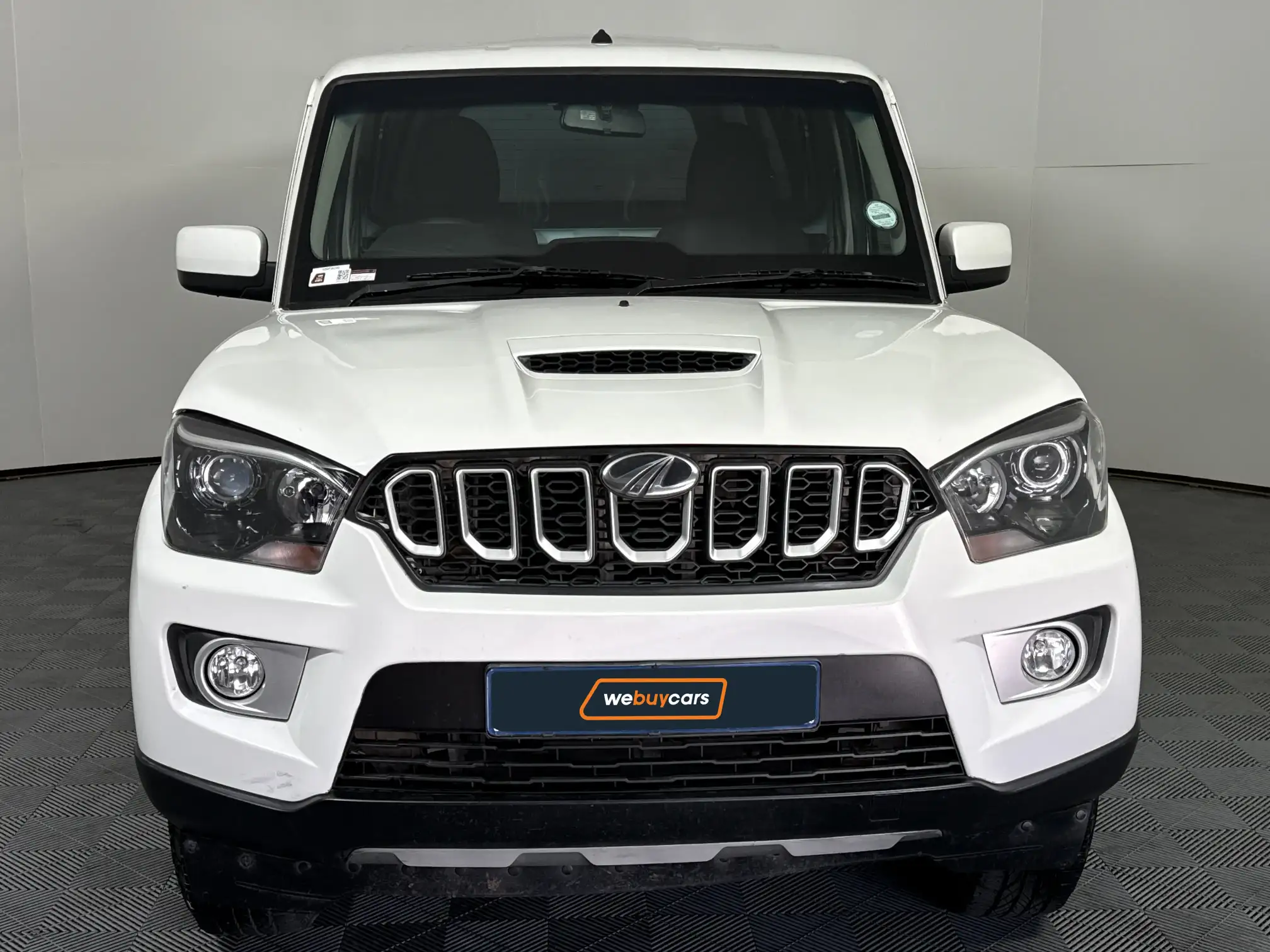 Mahindra PIK UP